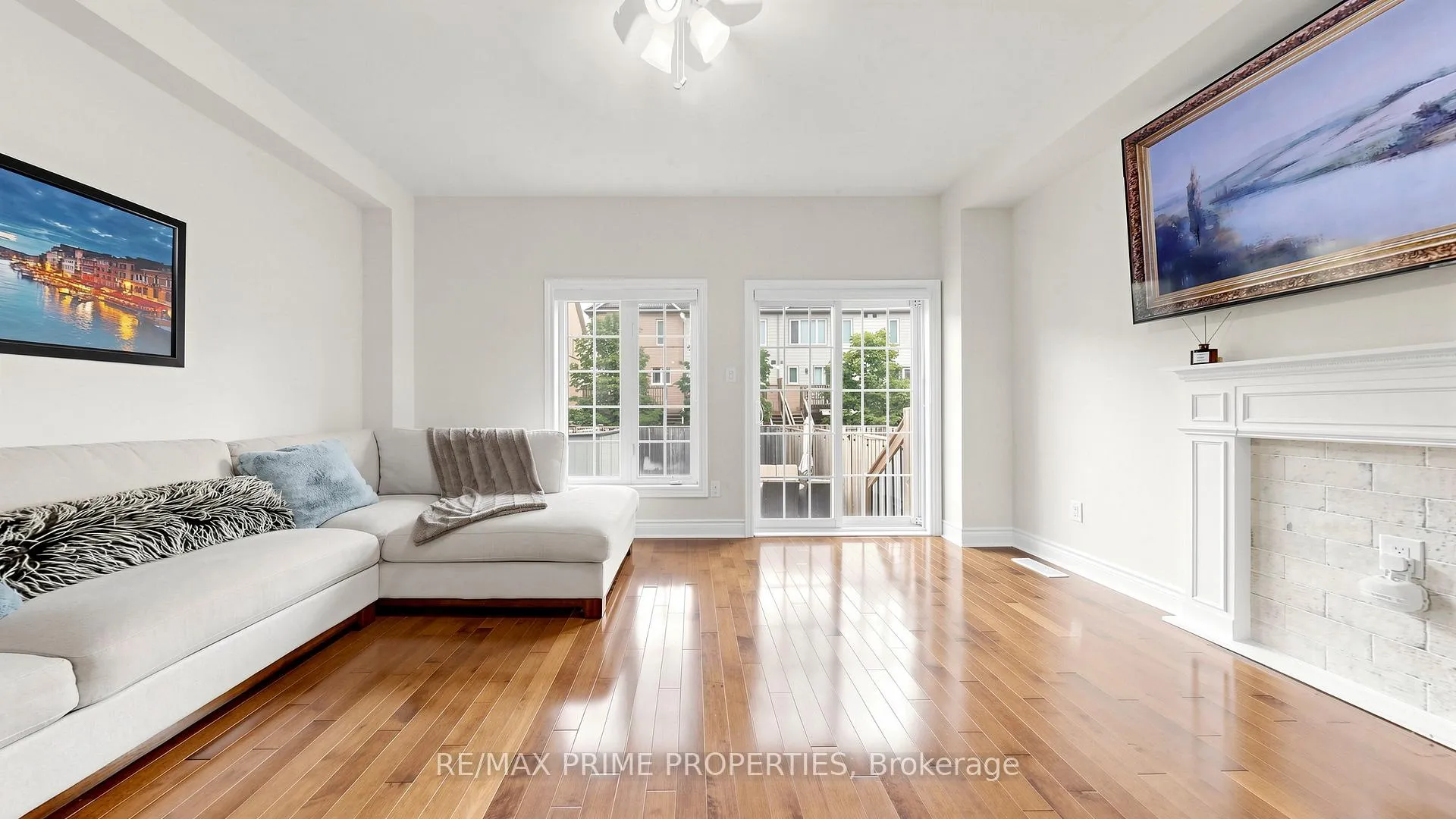 Photo 4 of 5169 Angel Stone Drive, Mississauga, Churchill Meadows — HOMEH