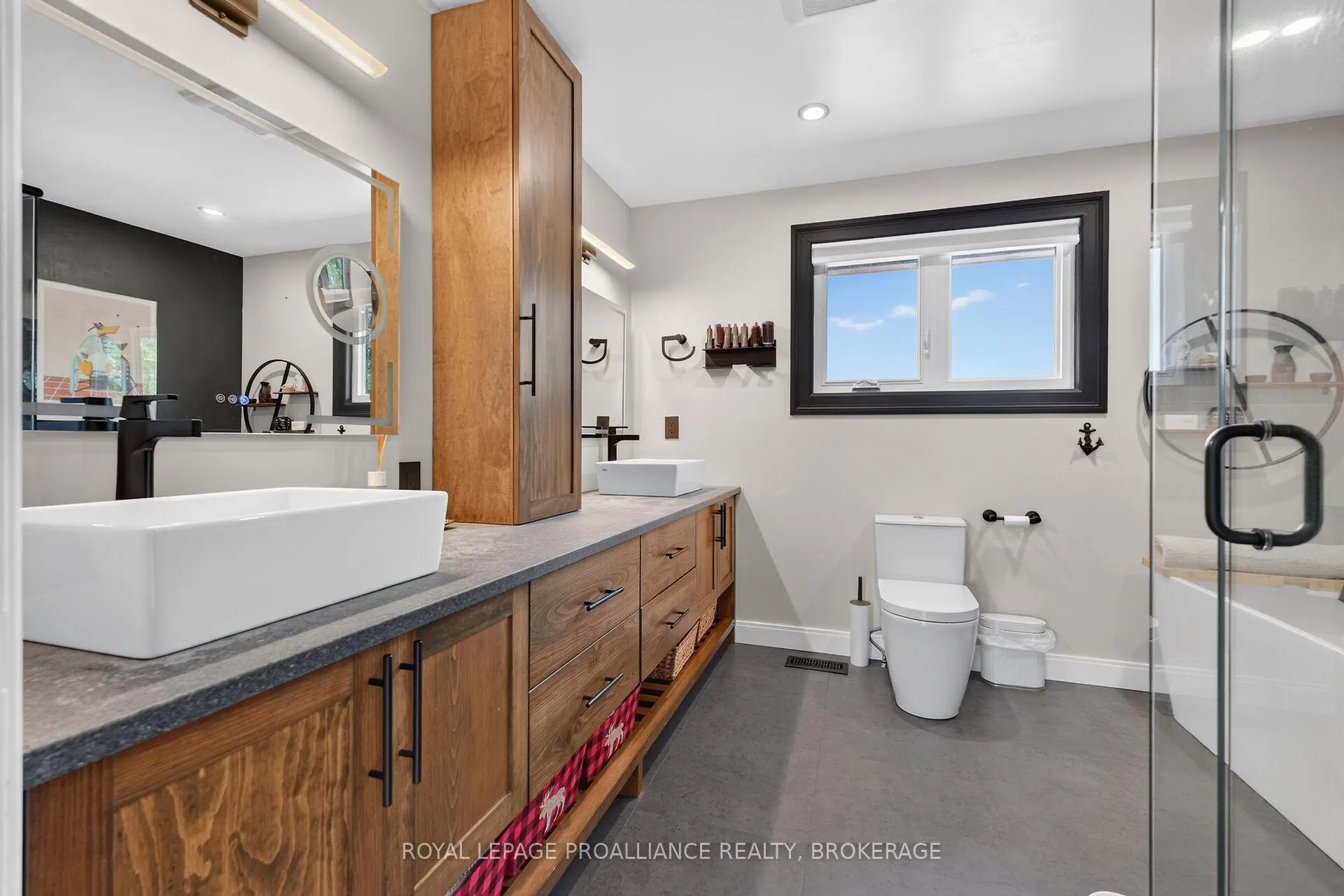 Photo 22 of 881 Irving Court, Kingston, North of Taylor-Kidd Blvd — HOMEH