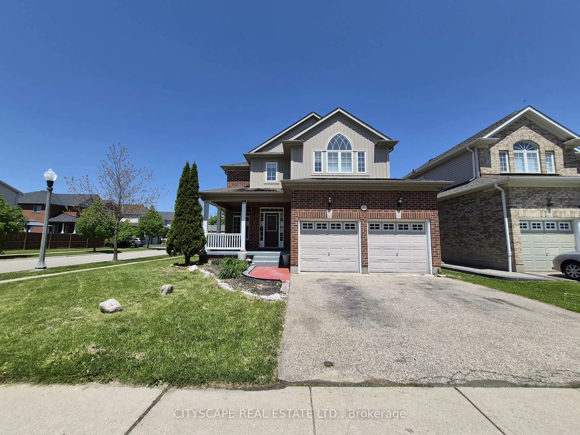 Photo 1 of 211 Sims Estate Drive, Kitchener, Grand River South — HOMEH