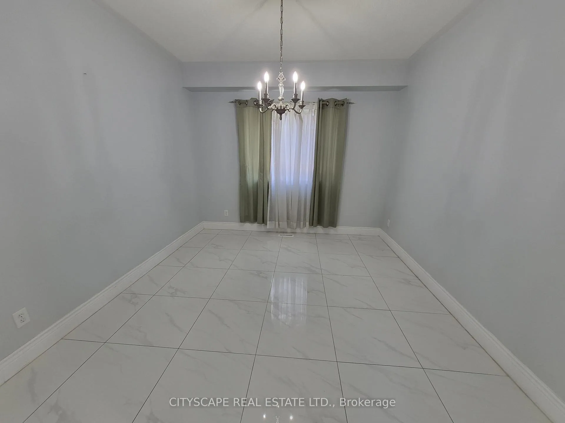 Photo 14 of 211 Sims Estate Drive, Kitchener, Grand River South — HOMEH