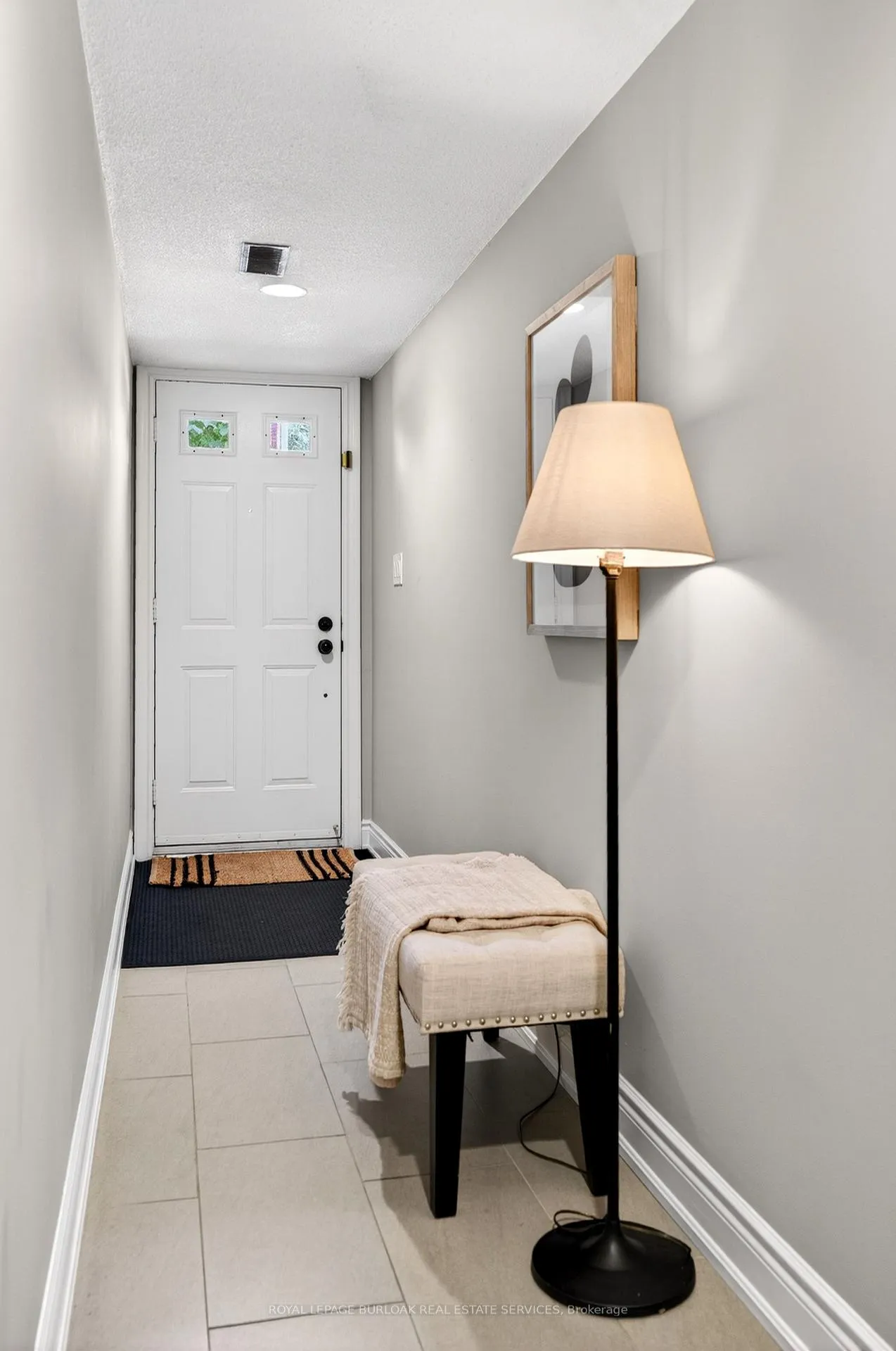 Photo 3 of Unit 202, 895 Maple Avenue, Burlington, Brant — HOMEH