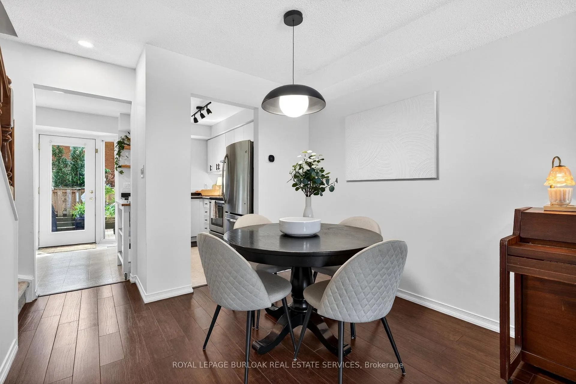 Photo 8 of Unit 202, 895 Maple Avenue, Burlington, Brant — HOMEH
