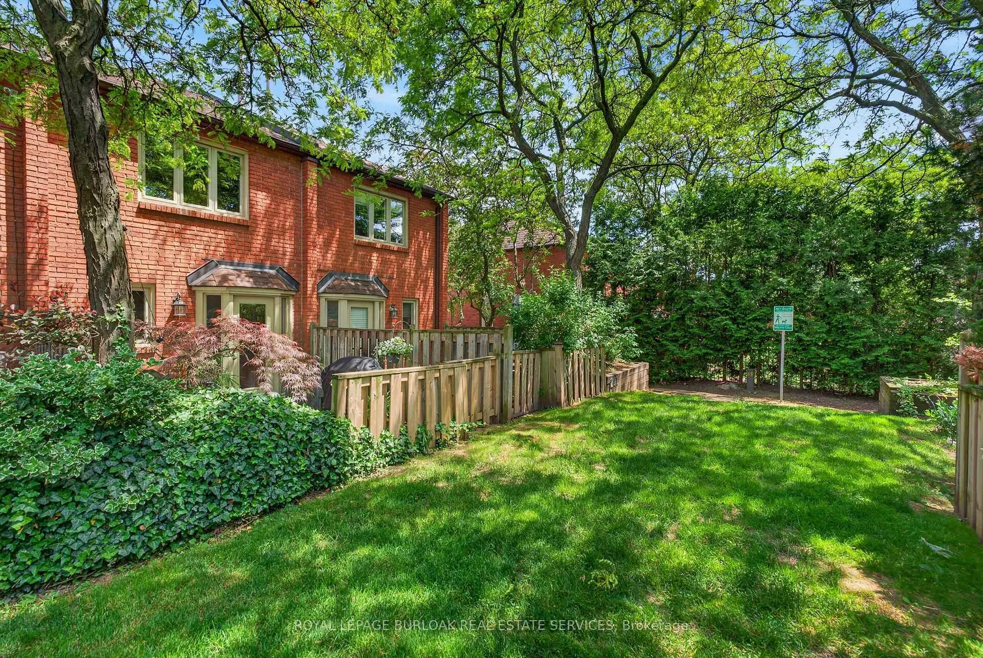 Photo 31 of Unit 202, 895 Maple Avenue, Burlington, Brant — HOMEH