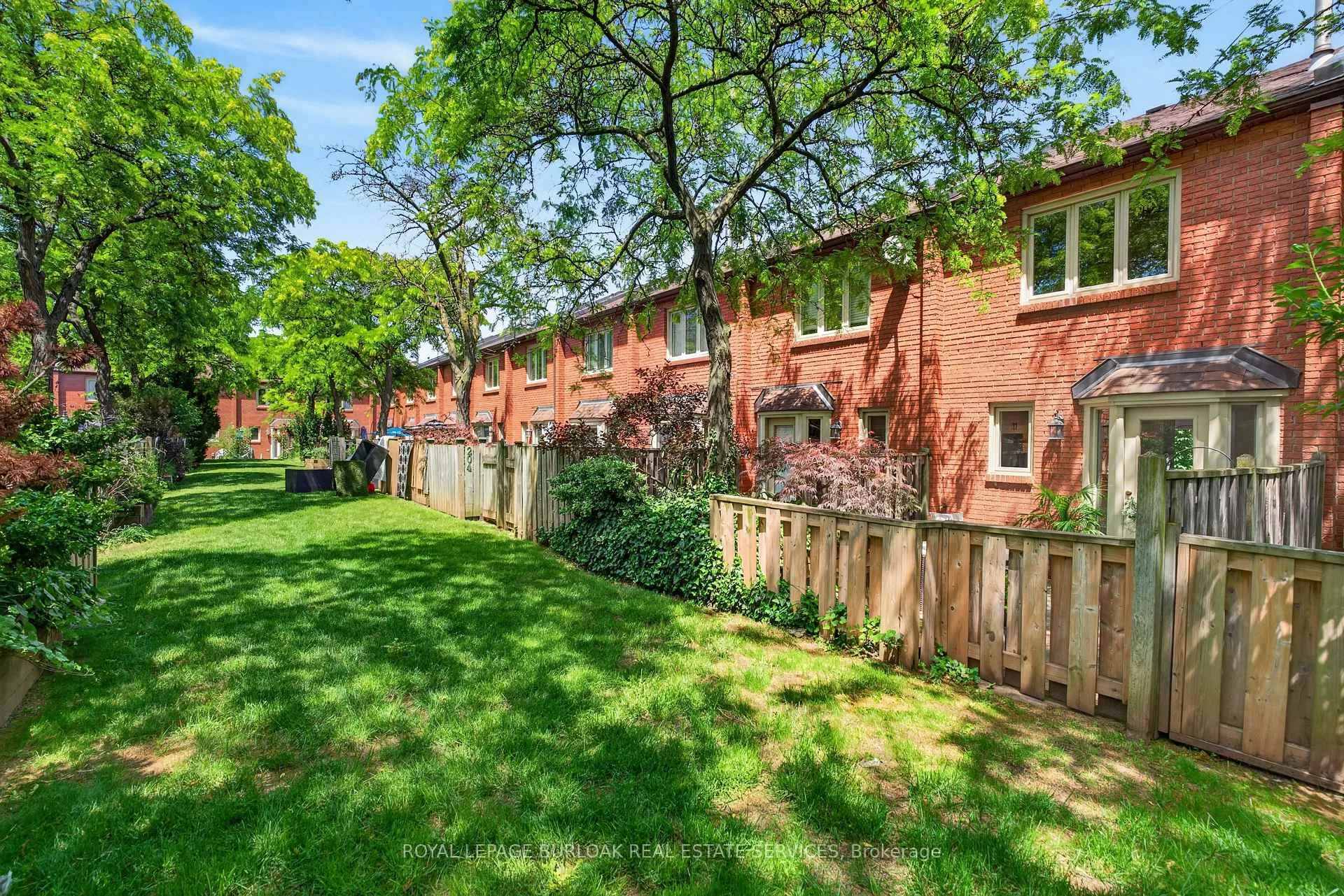 Photo 32 of Unit 202, 895 Maple Avenue, Burlington, Brant — HOMEH