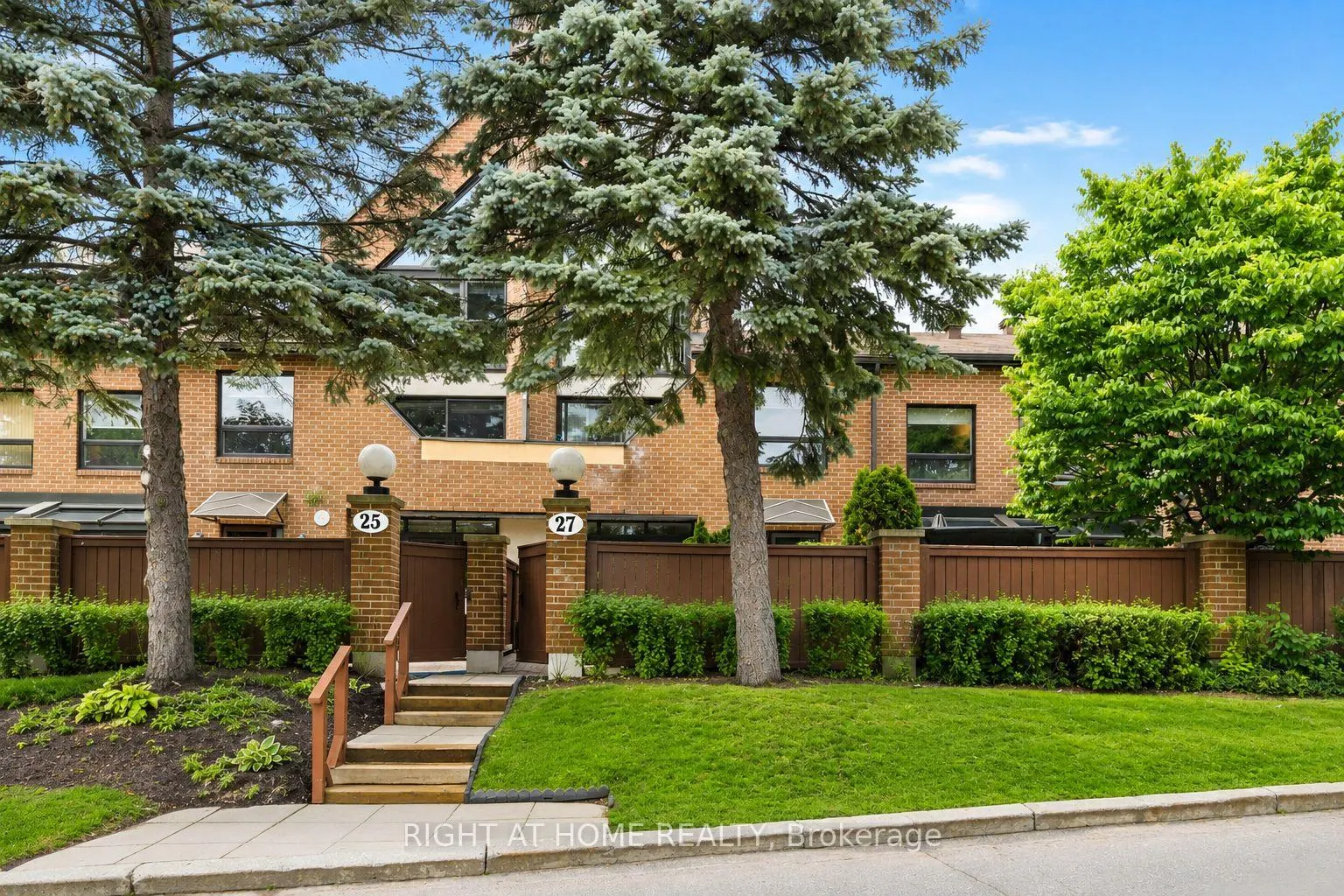 Front of Unit 27, 100 Hillside Drive