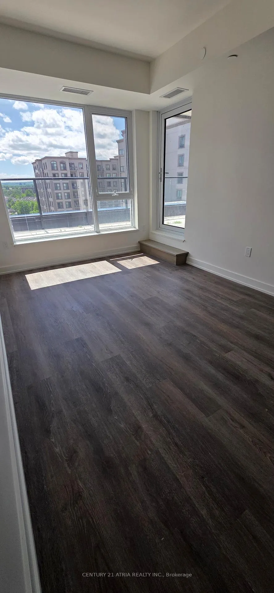 Photo 33 of Unit 607, 2475 Old Bronte Road, Oakville, Westmount — HOMEH
