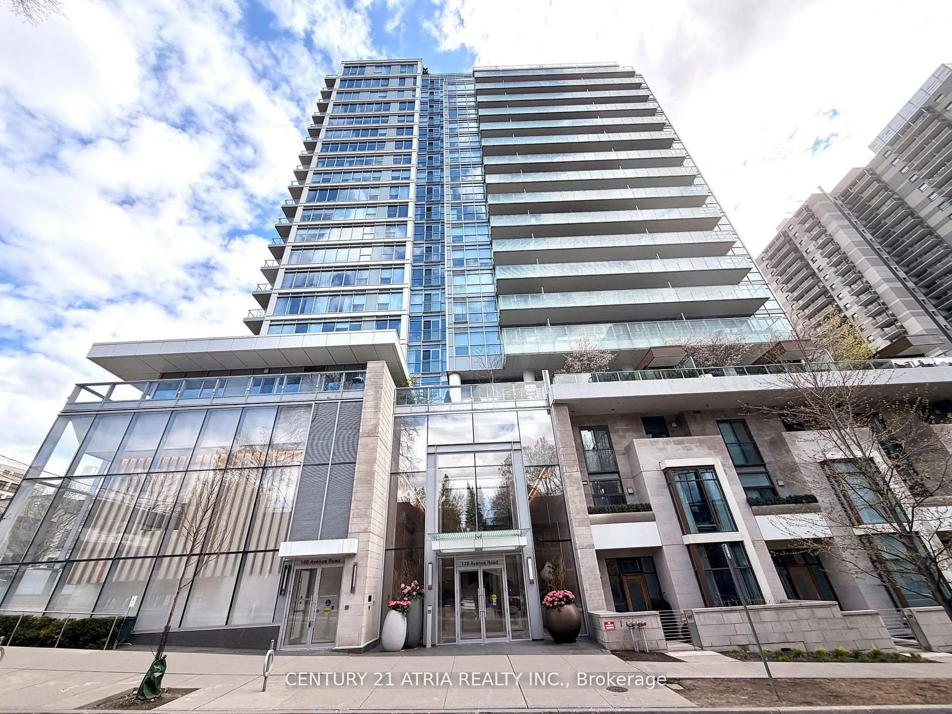 Front of Unit 506, 170 Avenue Road