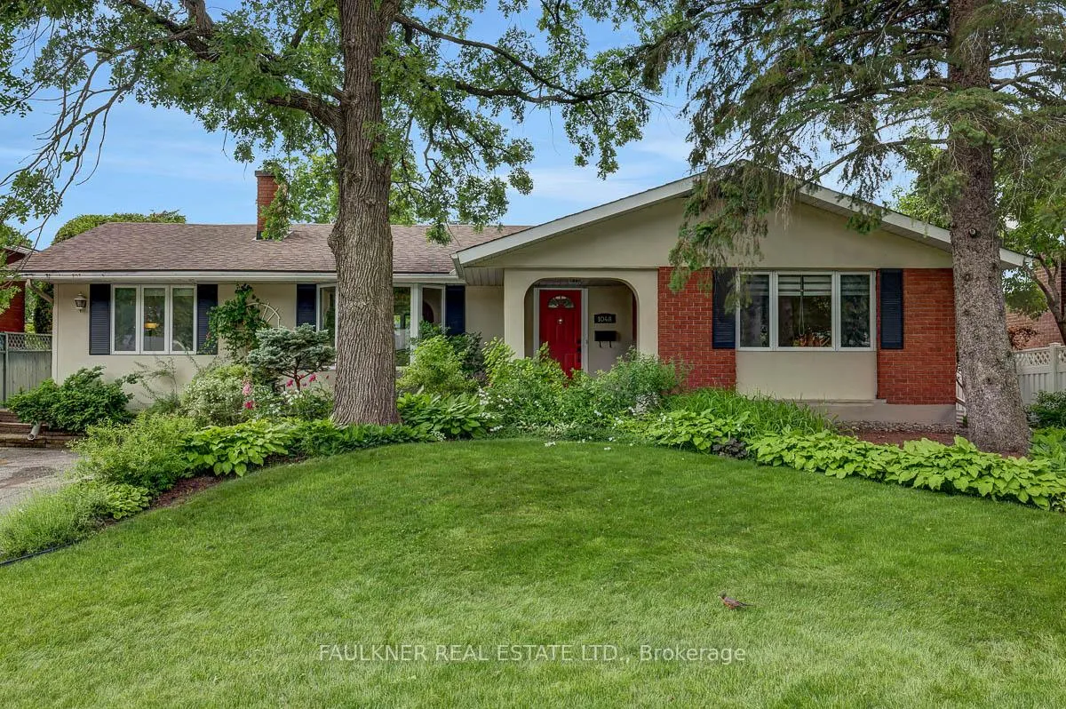 Photo 2 of 1048 Cromwell Drive, Ottawa, Riverside Park — HOMEH