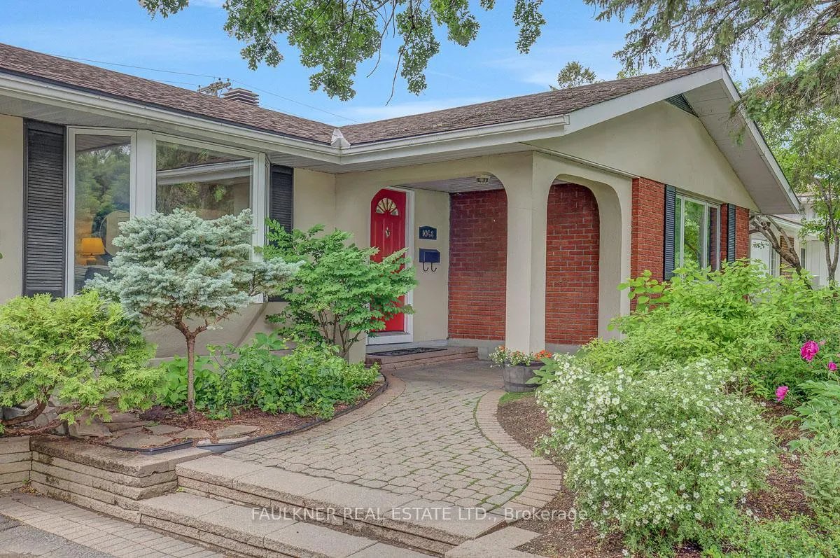 Photo 3 of 1048 Cromwell Drive, Ottawa, Riverside Park — HOMEH