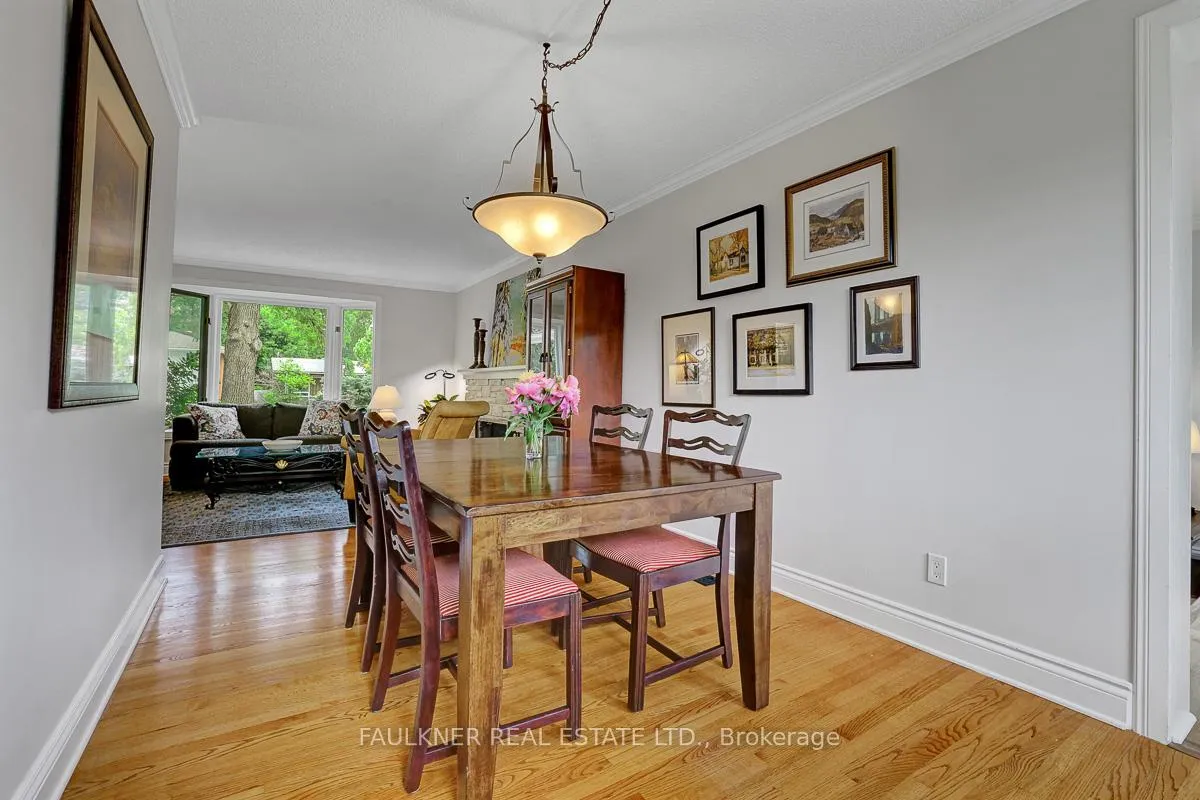 Photo 12 of 1048 Cromwell Drive, Ottawa, Riverside Park — HOMEH