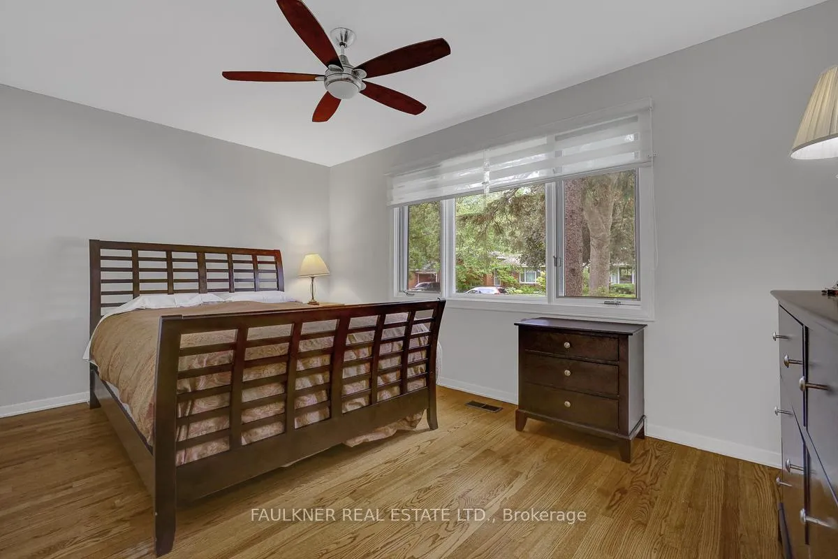 Photo 23 of 1048 Cromwell Drive, Ottawa, Riverside Park — HOMEH