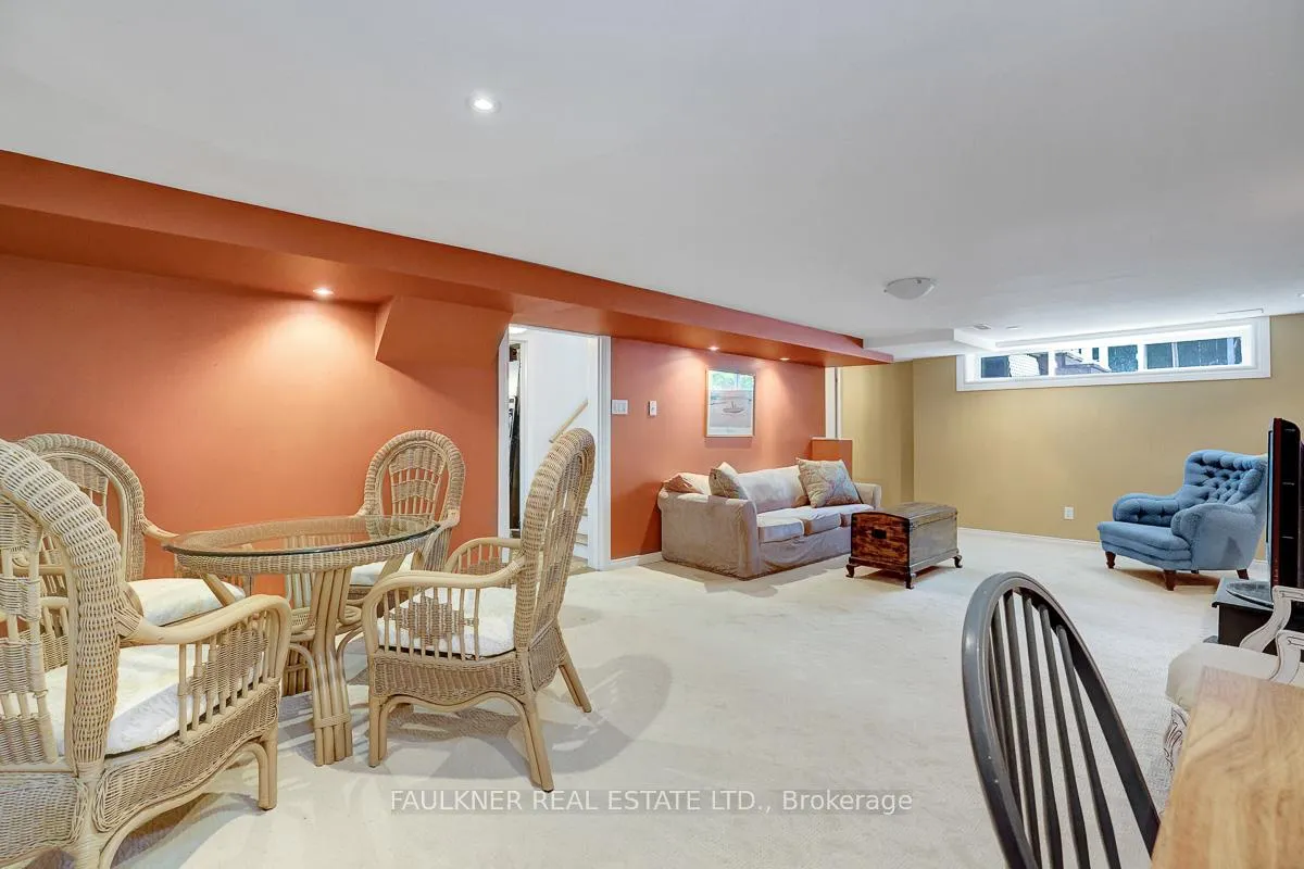 Photo 31 of 1048 Cromwell Drive, Ottawa, Riverside Park — HOMEH