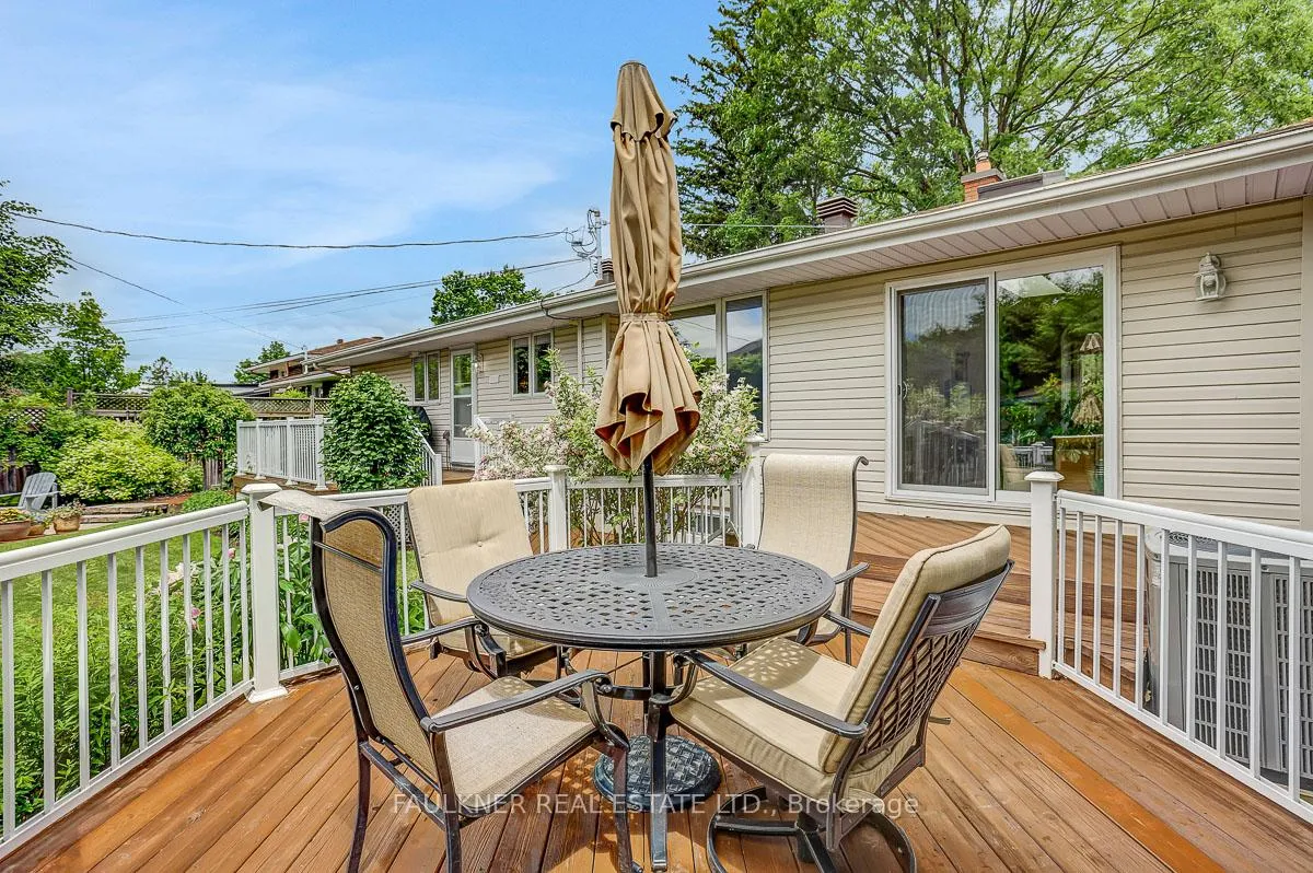 Photo 44 of 1048 Cromwell Drive, Ottawa, Riverside Park — HOMEH