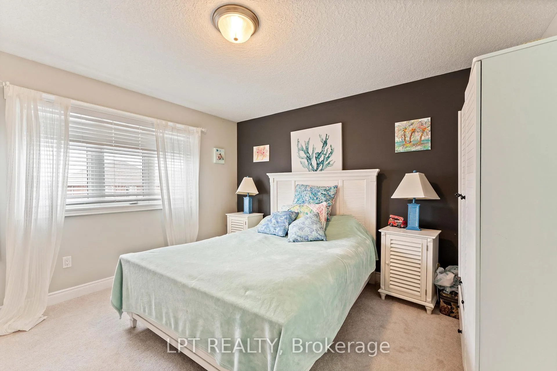 Photo 26 of 82 Nathan Crescent, Barrie, Painswick South — HOMEH
