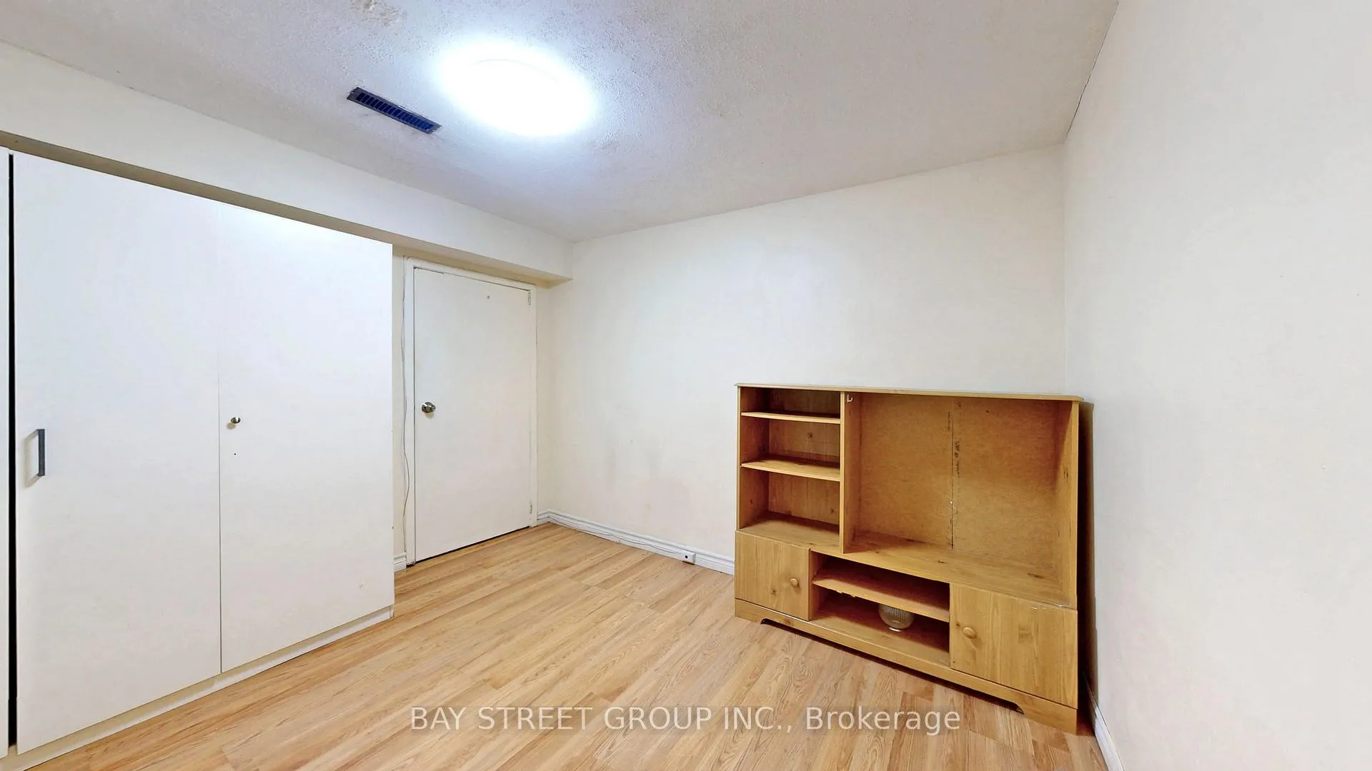 Photo 13 of 49 Pepperell Crescent, Markham, Milliken Mills West — HOMEH