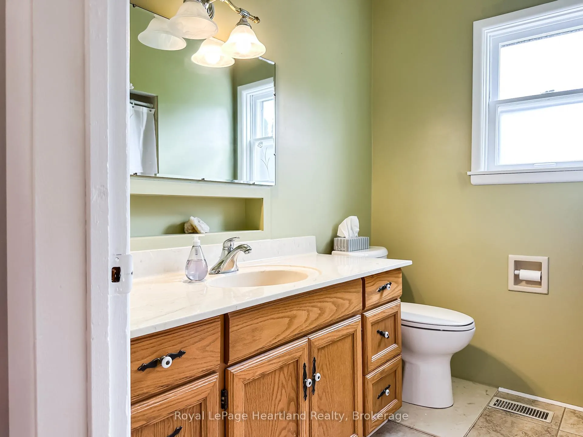 Photo 17 of 41590 Huron Road, Central Huron, Hullett — HOMEH