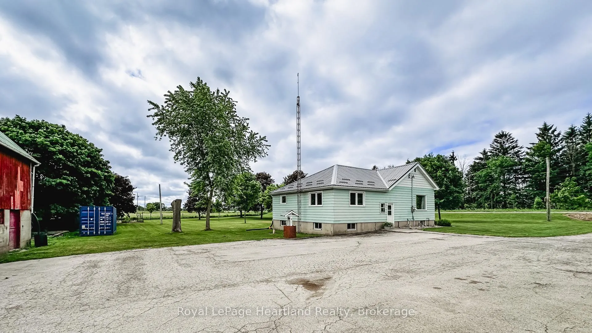 Photo 24 of 41590 Huron Road, Central Huron, Hullett — HOMEH