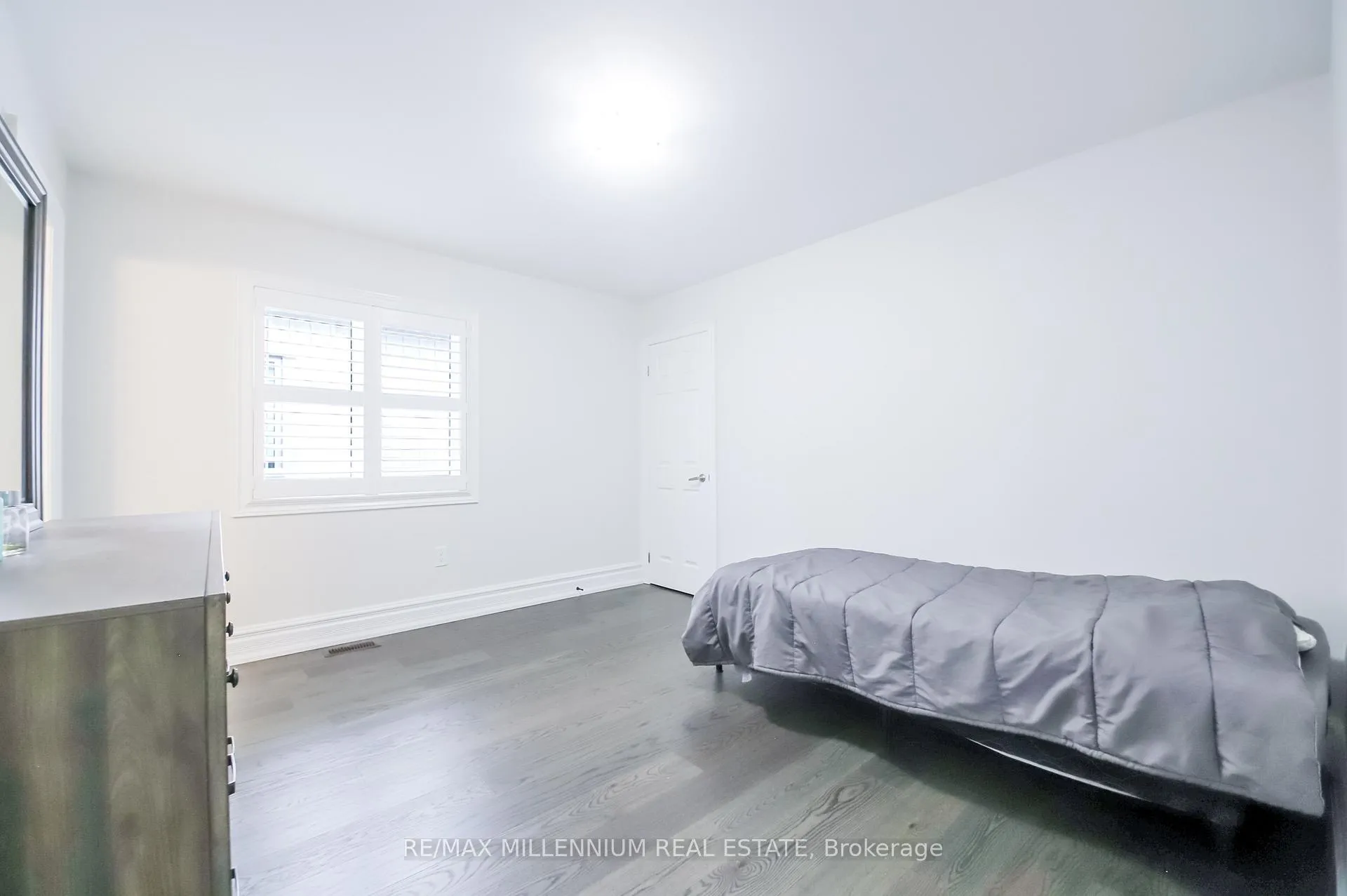 Photo 23 of 47 Douglas Kemp Crescent, Clarington, Bowmanville — HOMEH