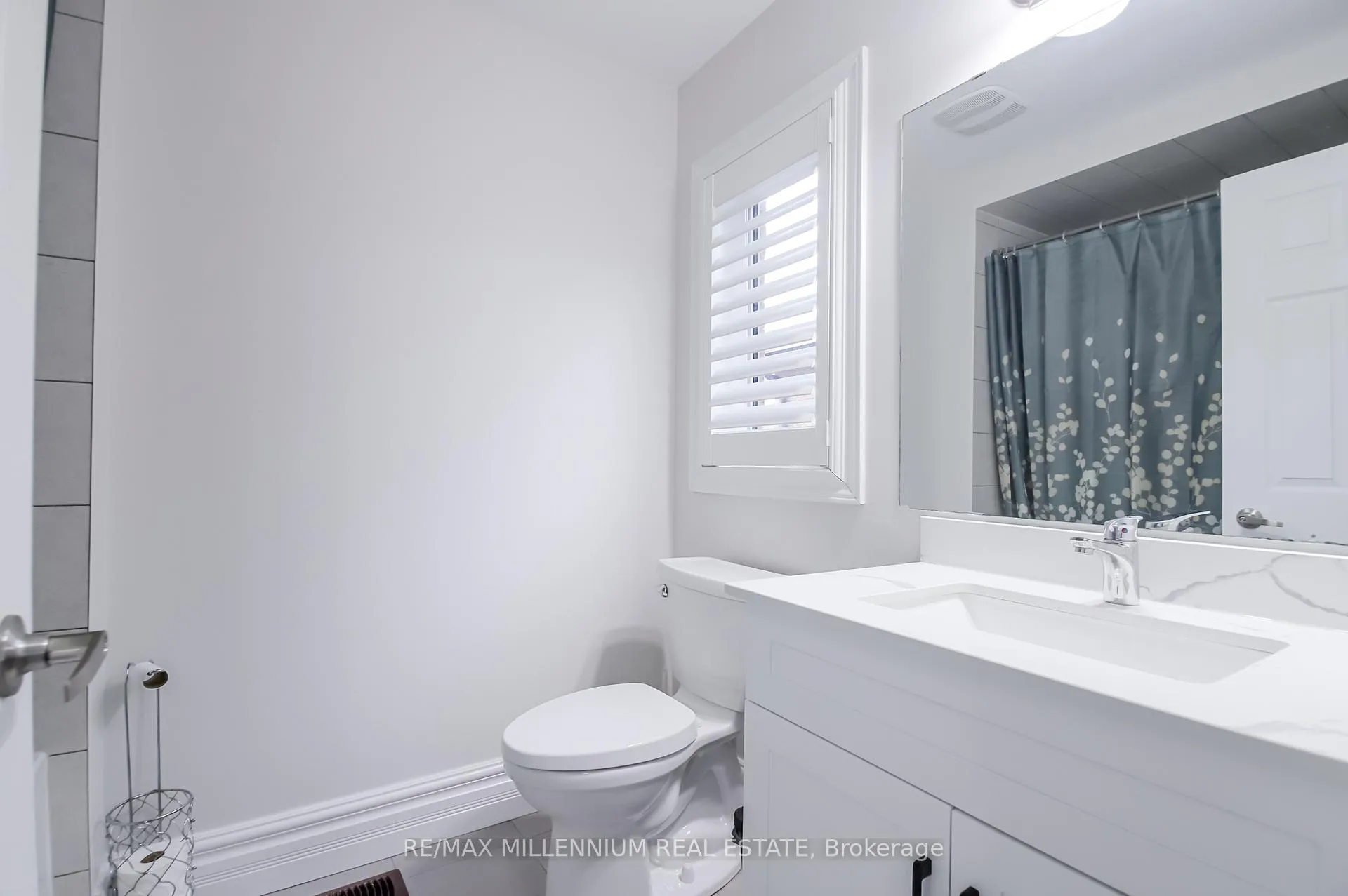 Photo 27 of 47 Douglas Kemp Crescent, Clarington, Bowmanville — HOMEH