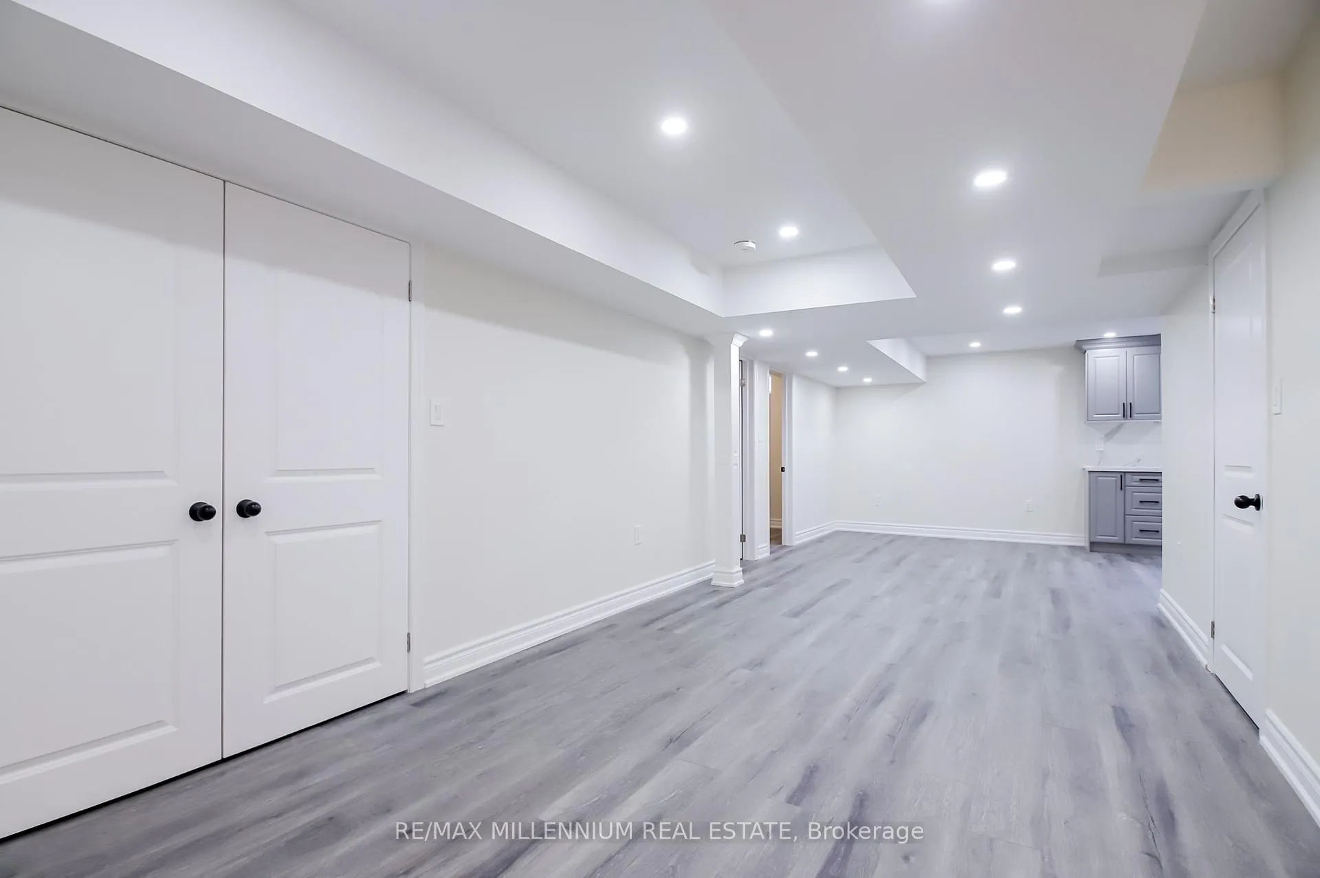 Photo 37 of 47 Douglas Kemp Crescent, Clarington, Bowmanville — HOMEH