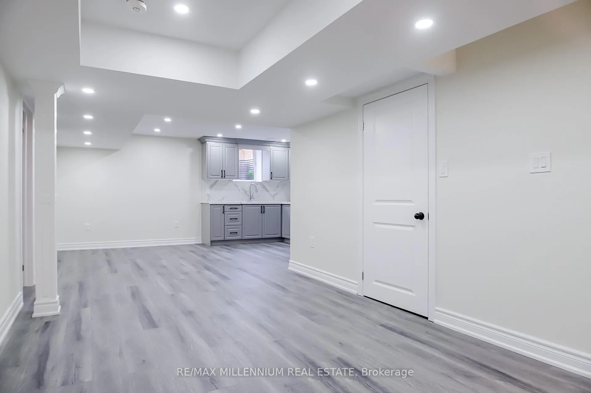 Photo 41 of 47 Douglas Kemp Crescent, Clarington, Bowmanville — HOMEH
