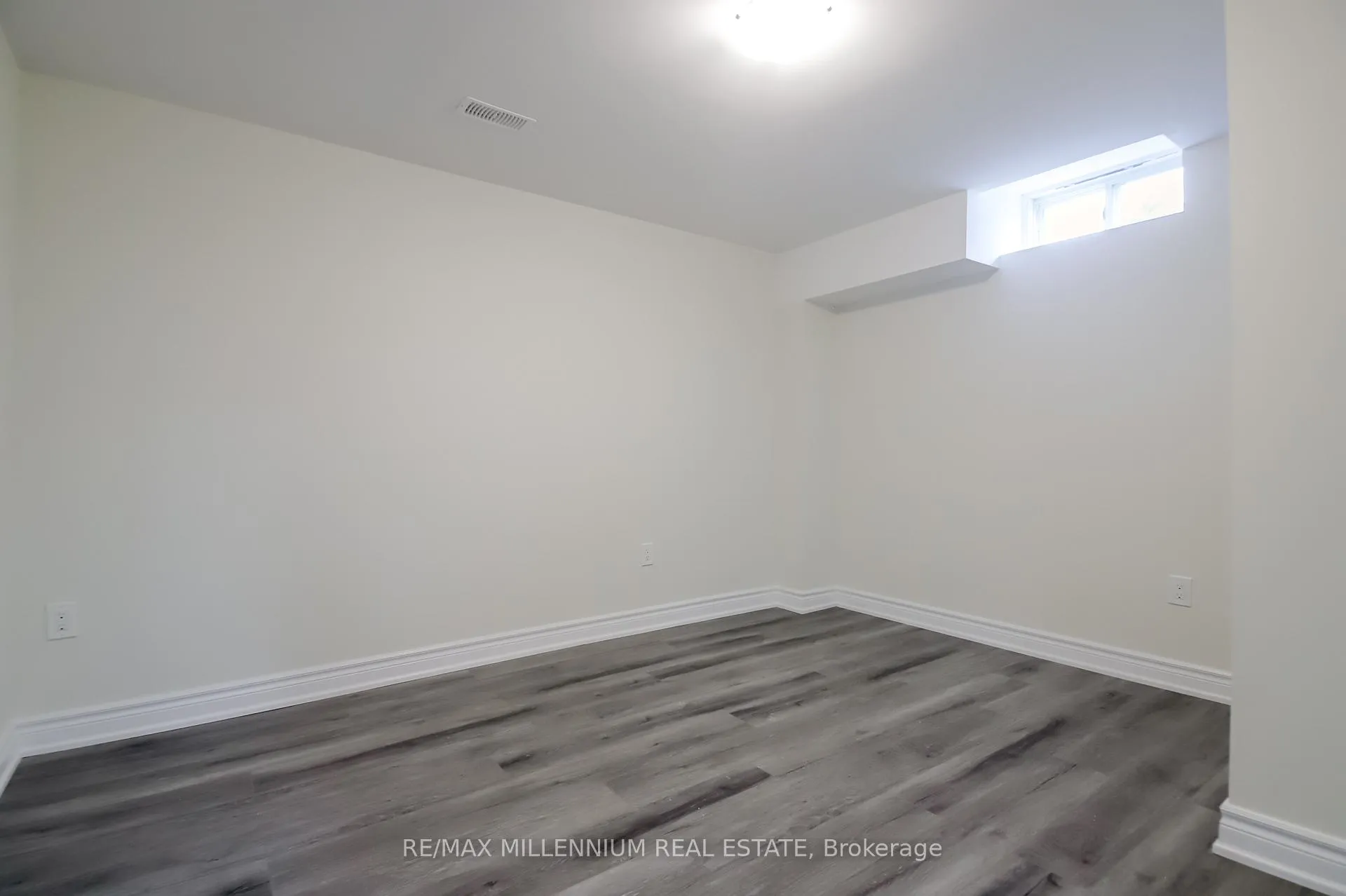 Photo 45 of 47 Douglas Kemp Crescent, Clarington, Bowmanville — HOMEH