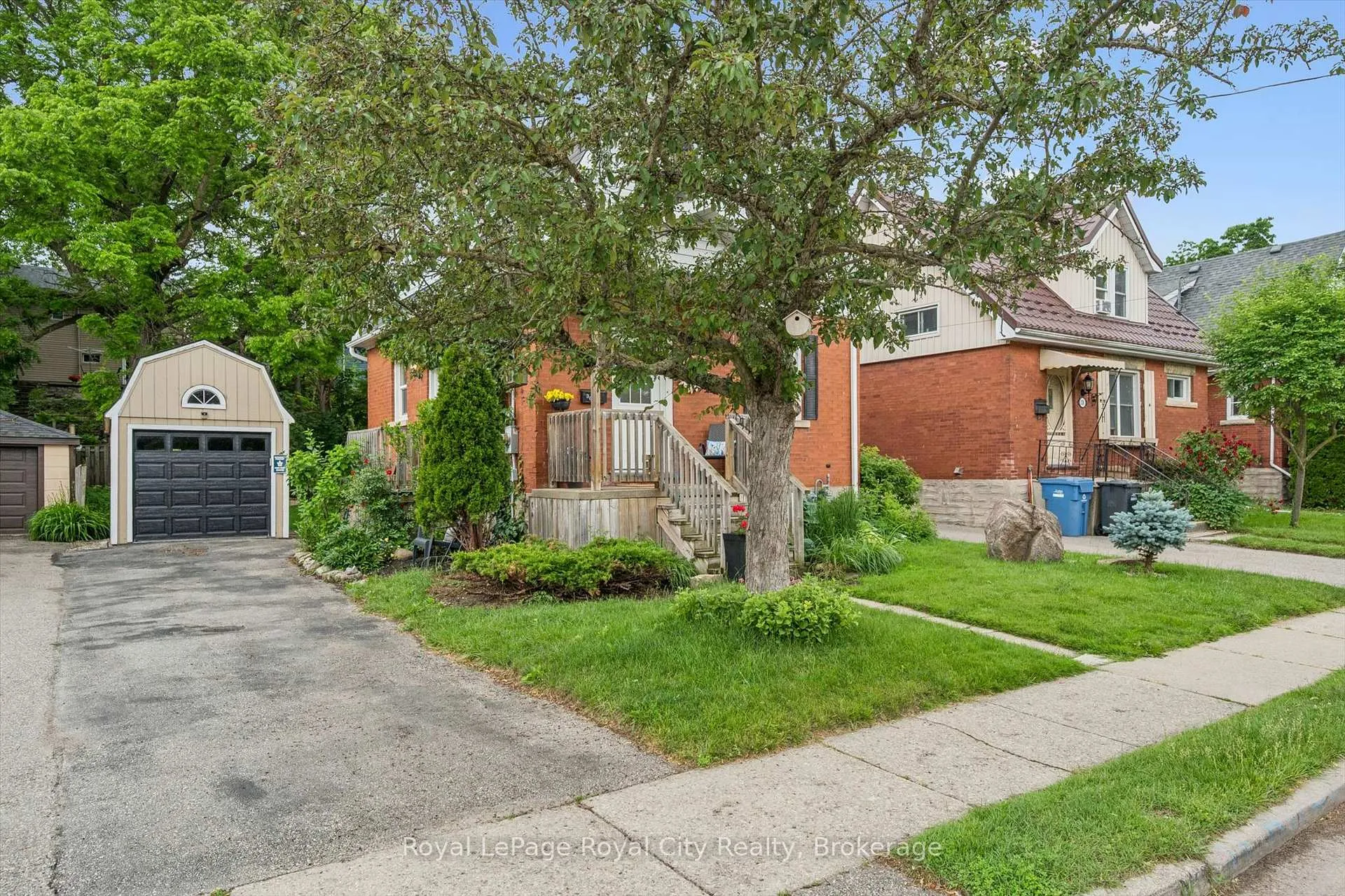 Photo 7 of 136 Alma Street N, Guelph, Junction/Onward Willow — HOMEH