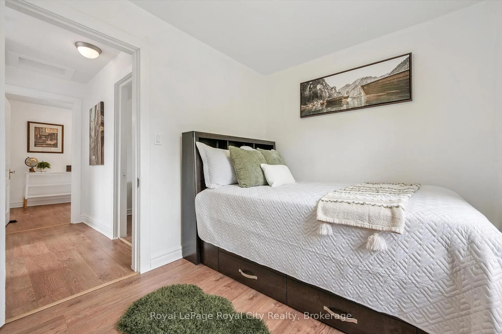 Photo 20 of 136 Alma Street N, Guelph, Junction/Onward Willow — HOMEH