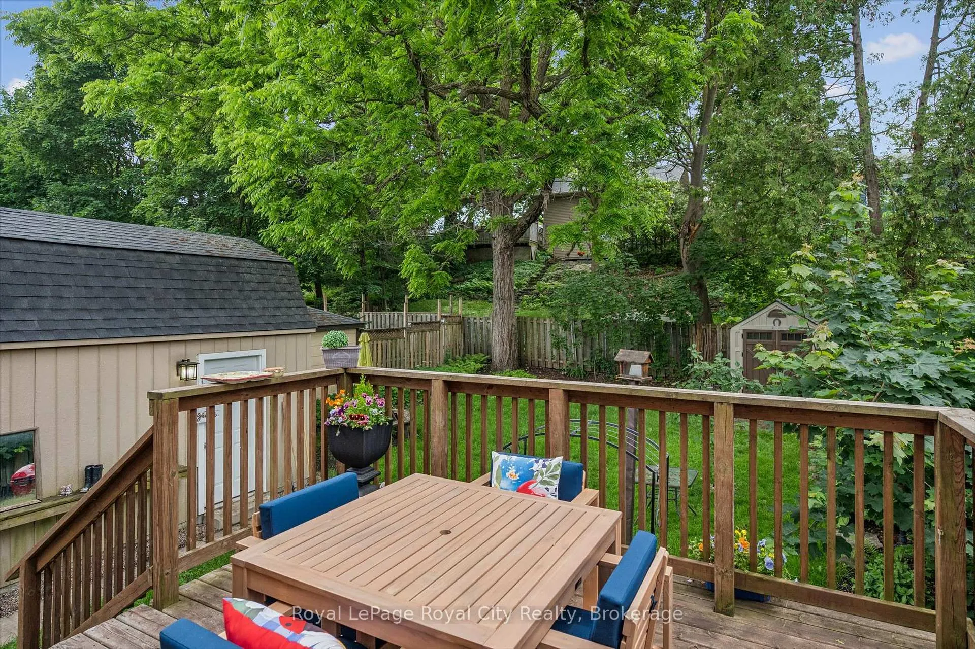Photo 36 of 136 Alma Street N, Guelph, Junction/Onward Willow — HOMEH