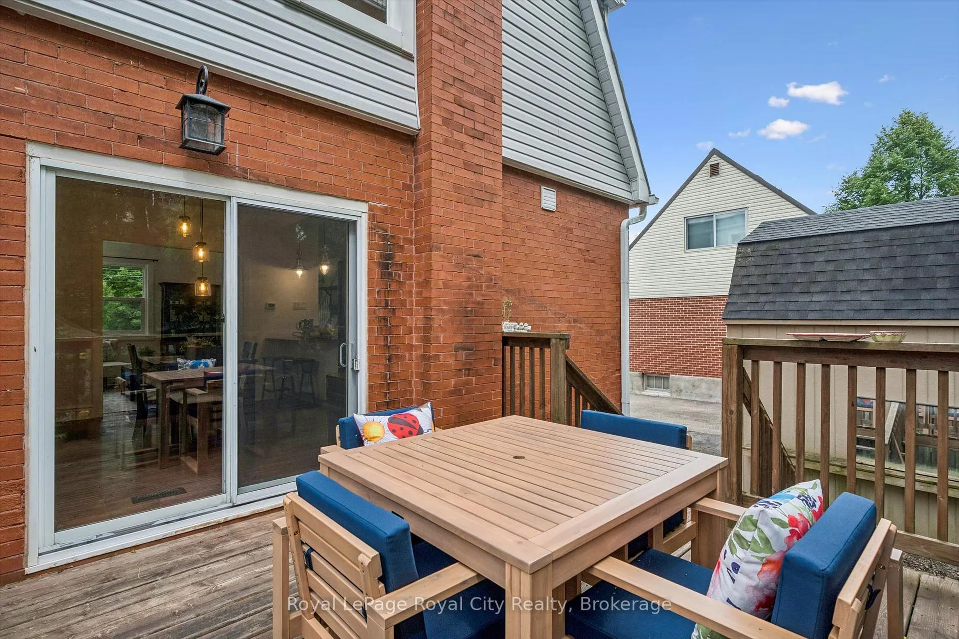 Photo 37 of 136 Alma Street N, Guelph, Junction/Onward Willow — HOMEH