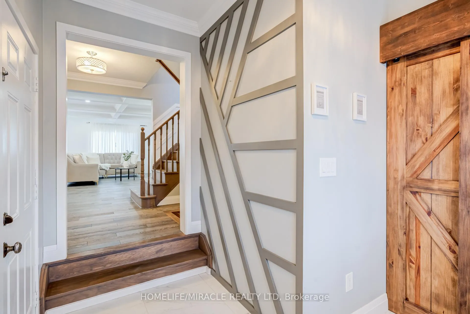 Photo 9 of 21 Owens Road, New Tecumseth, Alliston — HOMEH