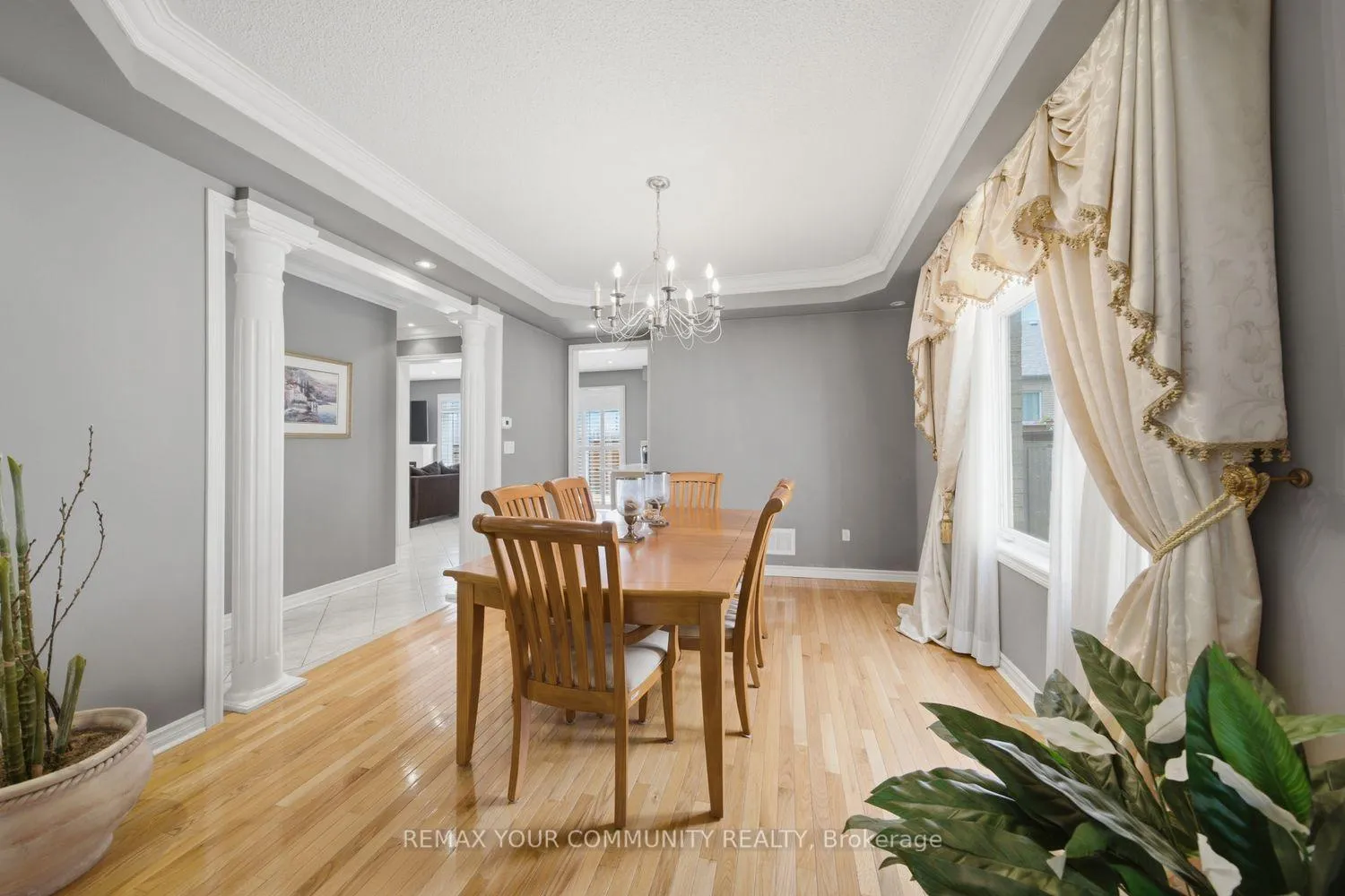 Photo 9 of 10 St Clare Boulevard, Vaughan, Vellore Village — HOMEH
