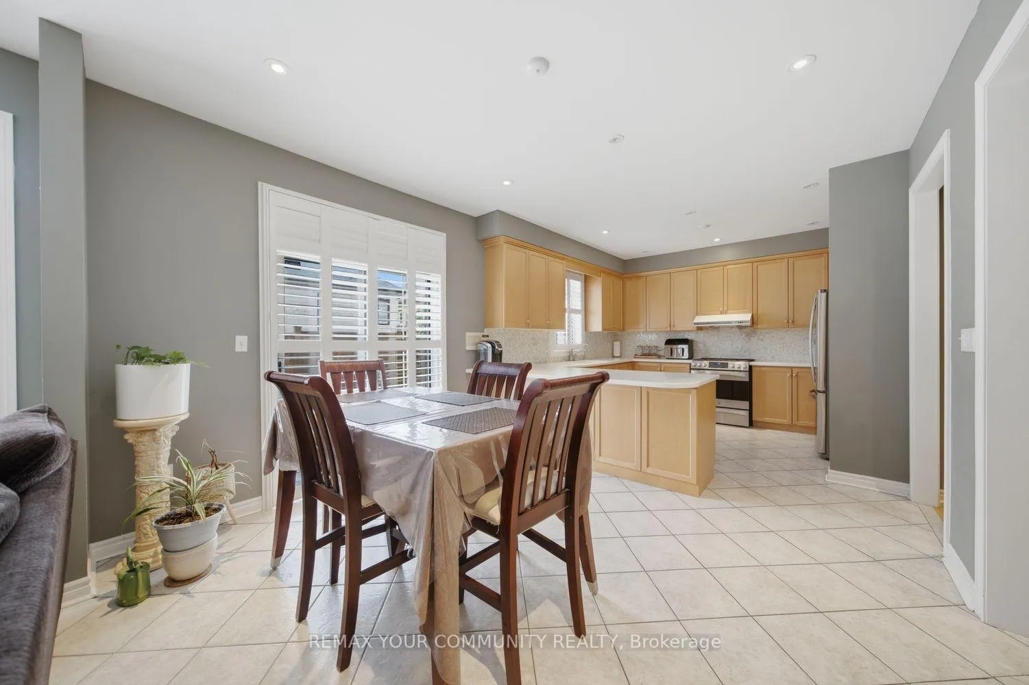 Photo 17 of 10 St Clare Boulevard, Vaughan, Vellore Village — HOMEH