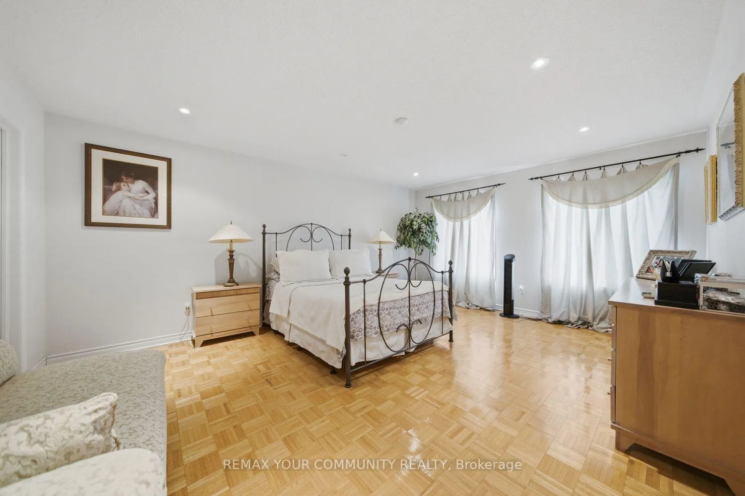 Photo 24 of 10 St Clare Boulevard, Vaughan, Vellore Village — HOMEH