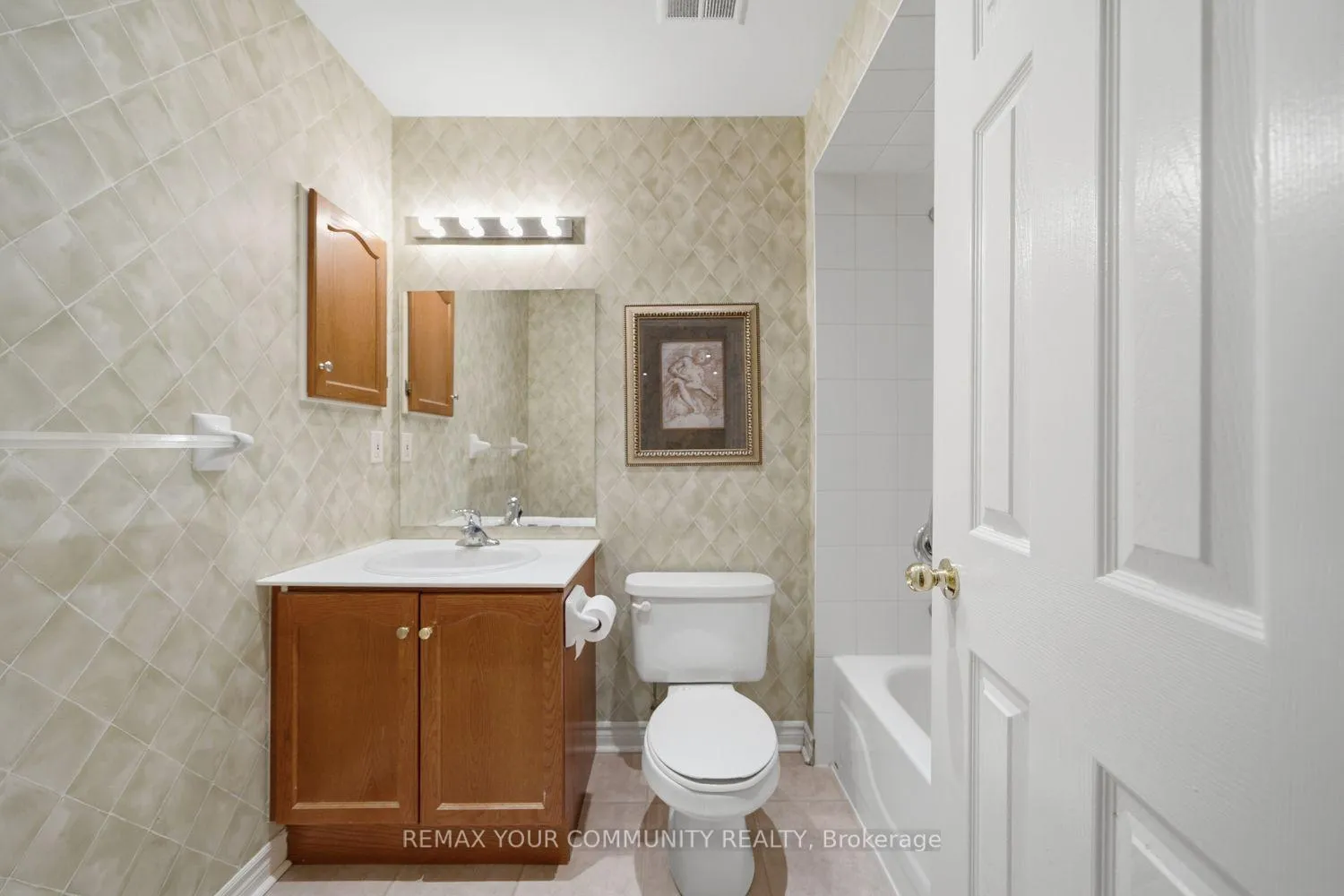 Photo 34 of 10 St Clare Boulevard, Vaughan, Vellore Village — HOMEH