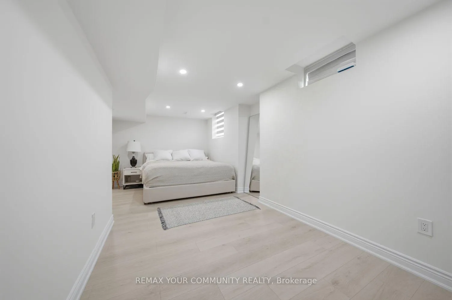 Photo 46 of 10 St Clare Boulevard, Vaughan, Vellore Village — HOMEH