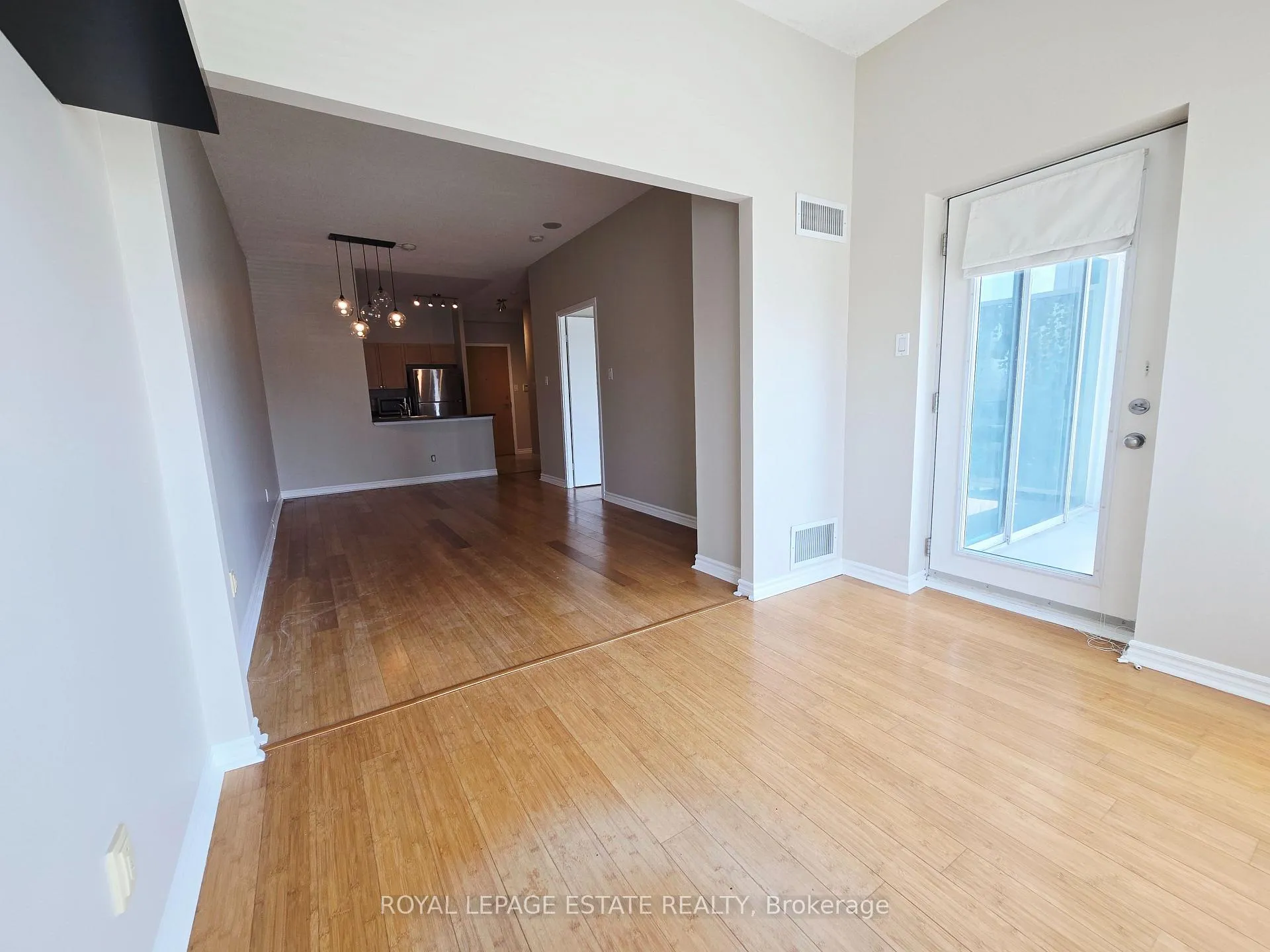 Photo 7 of Unit 632, 600 Queens Quay W, Toronto, Waterfront Communities — HOMEH