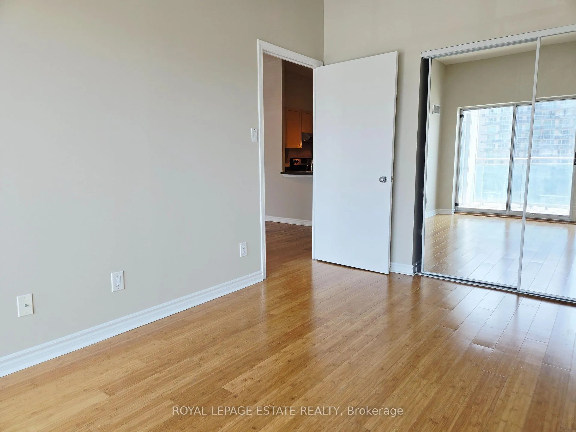 Photo 14 of Unit 632, 600 Queens Quay W, Toronto, Waterfront Communities — HOMEH
