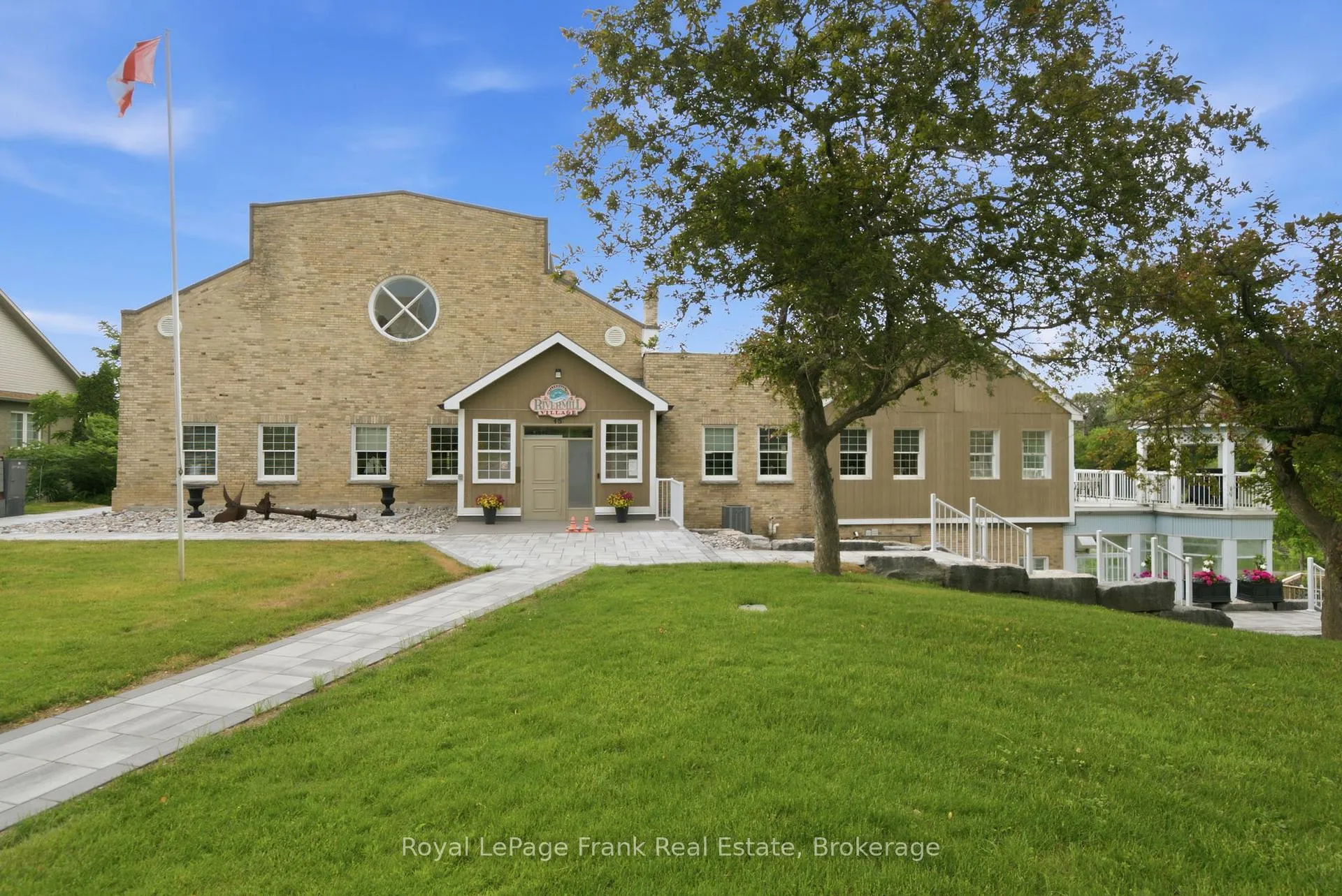 Photo 6 of Unit 110, 51 Rivermill Boulevard, Kawartha Lakes, Lindsay — HOMEH