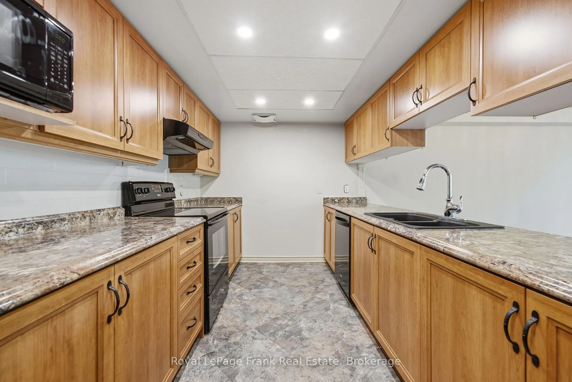 Photo 19 of Unit 110, 51 Rivermill Boulevard, Kawartha Lakes, Lindsay — HOMEH