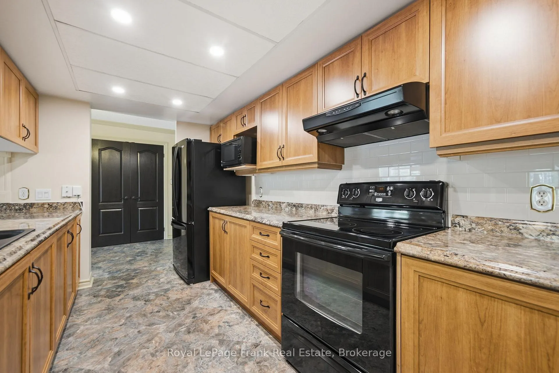 Photo 21 of Unit 110, 51 Rivermill Boulevard, Kawartha Lakes, Lindsay — HOMEH