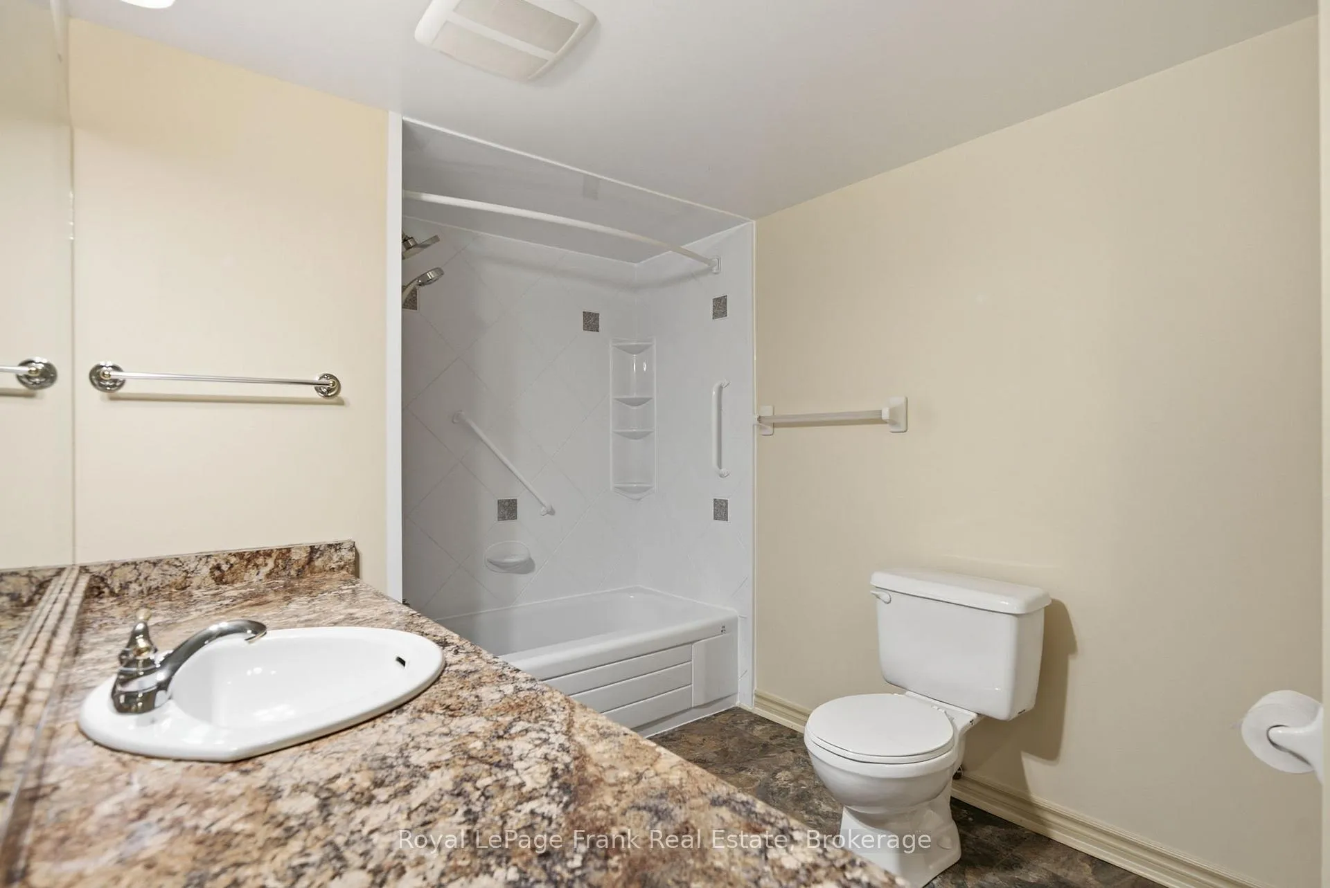 Photo 25 of Unit 110, 51 Rivermill Boulevard, Kawartha Lakes, Lindsay — HOMEH