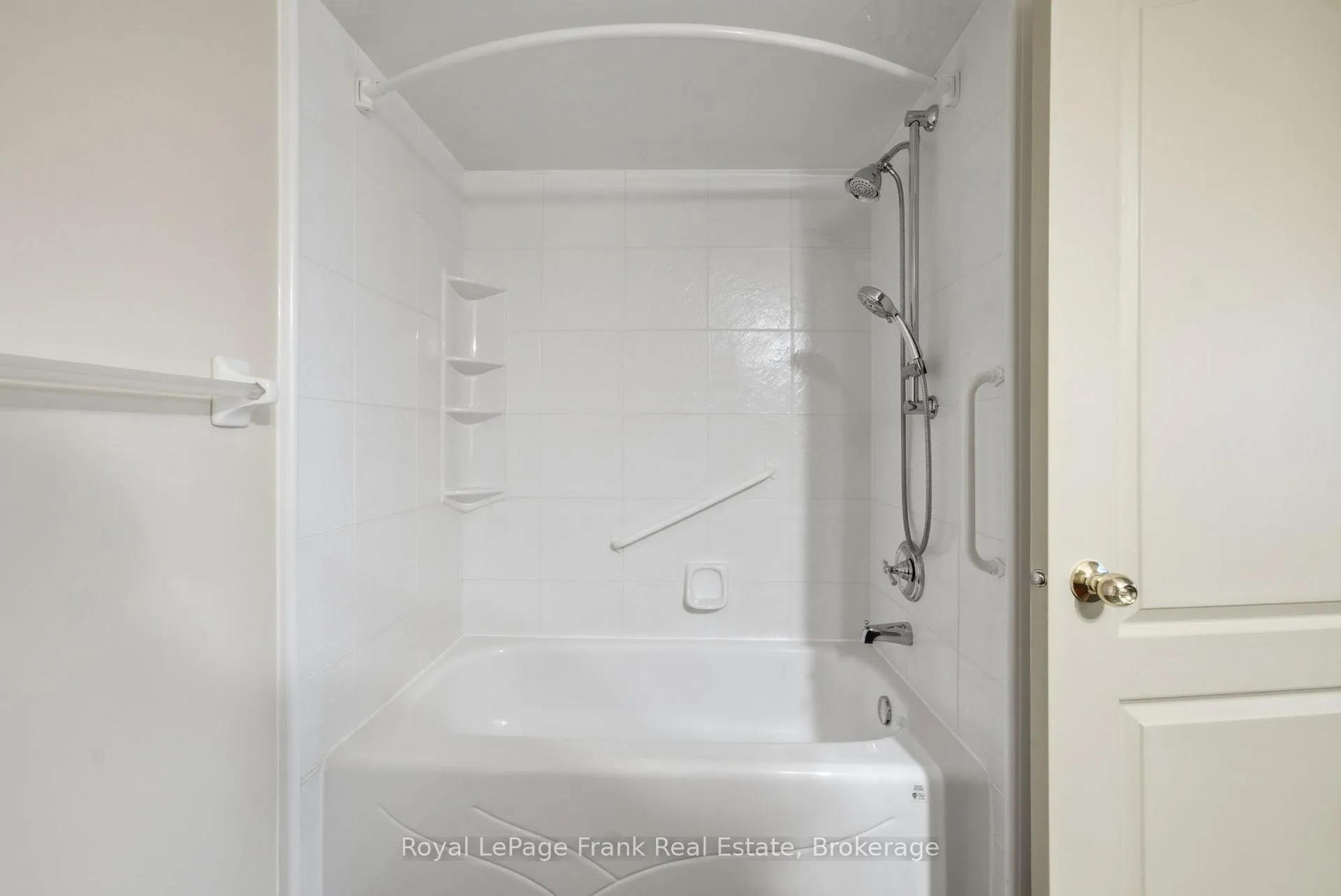 Photo 27 of Unit 110, 51 Rivermill Boulevard, Kawartha Lakes, Lindsay — HOMEH