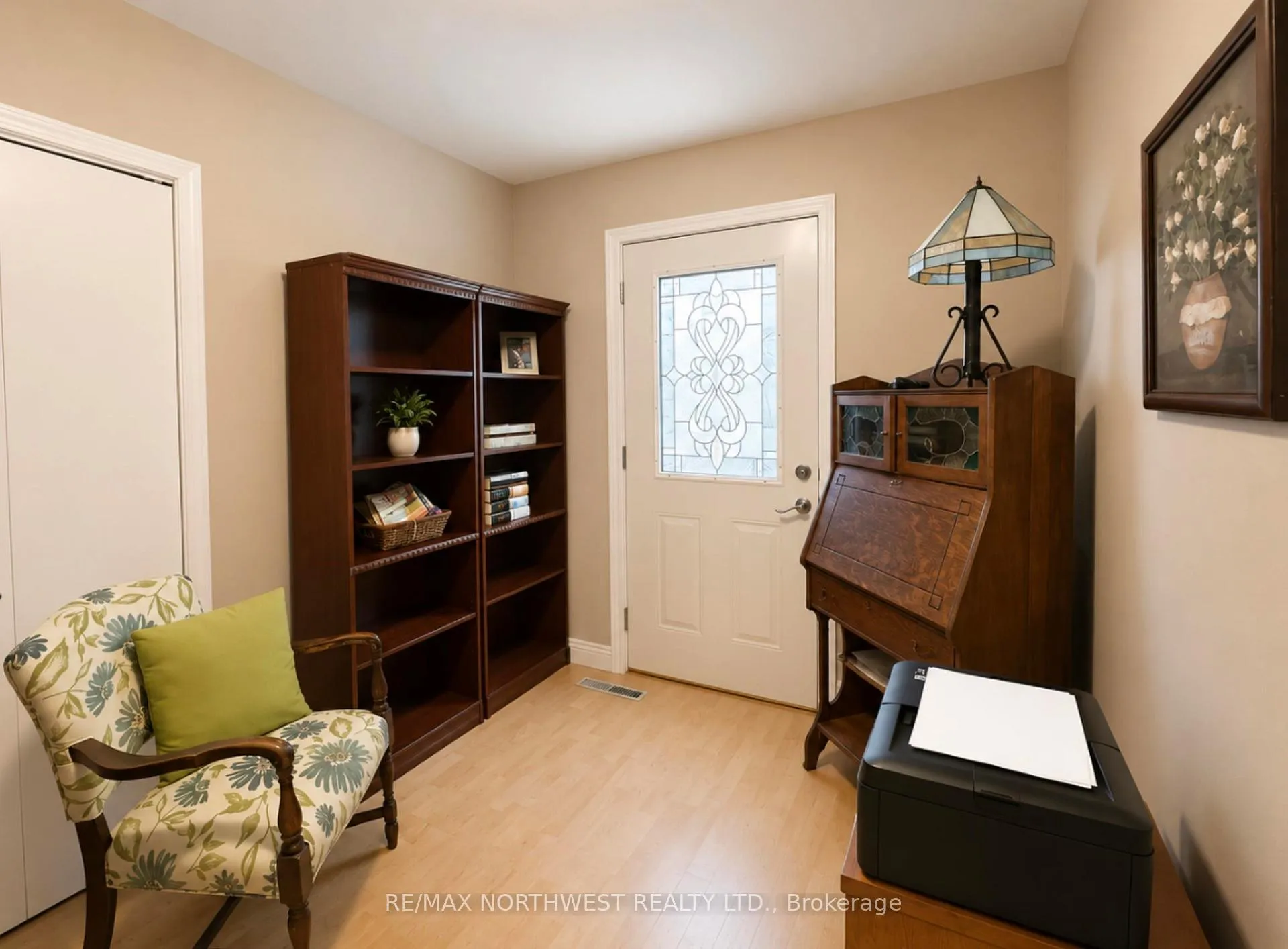 Photo 11 of 695 Airport Road S, Kenora, Airport Road North — HOMEH