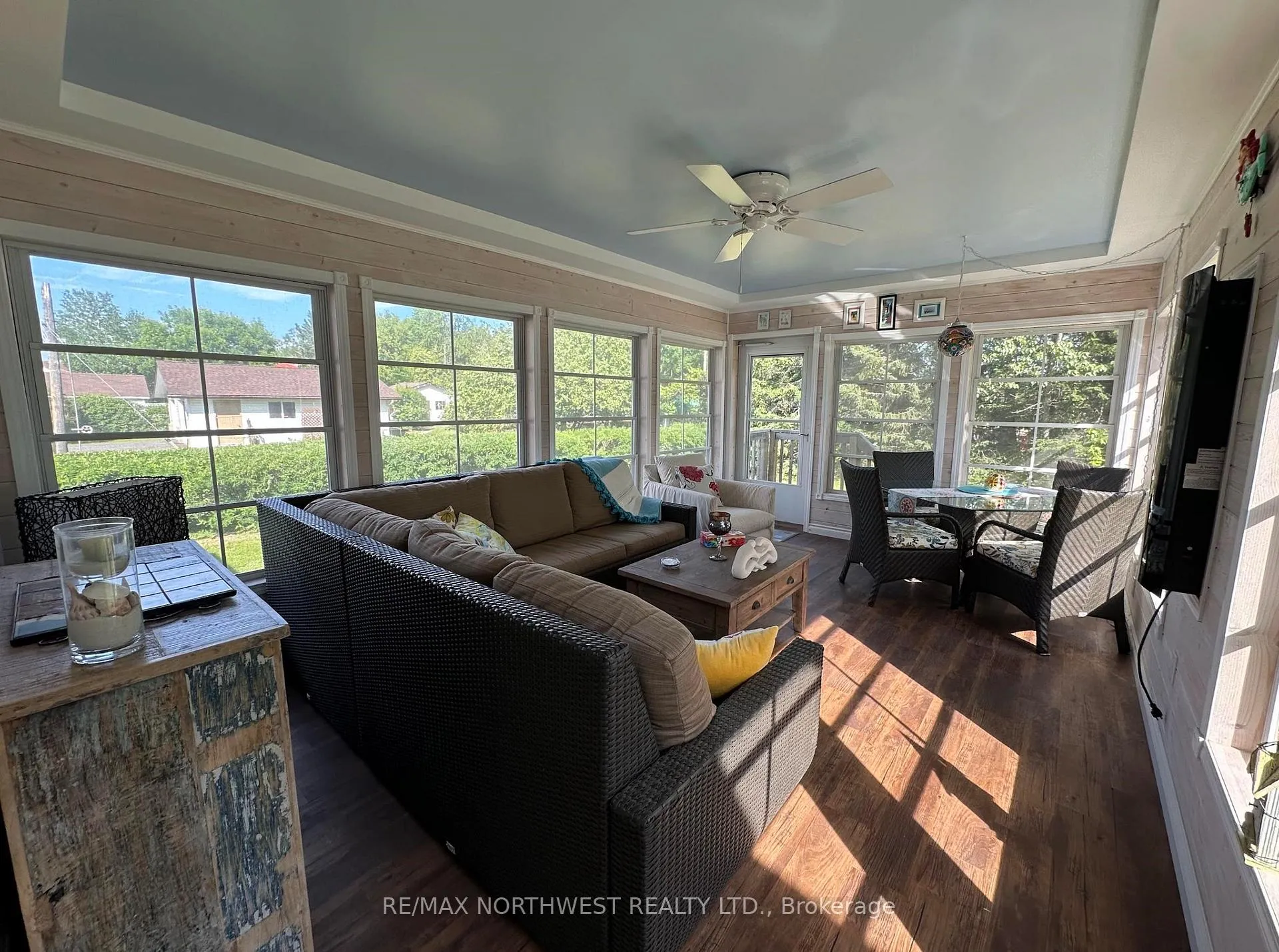 Photo 26 of 695 Airport Road S, Kenora, Airport Road North — HOMEH
