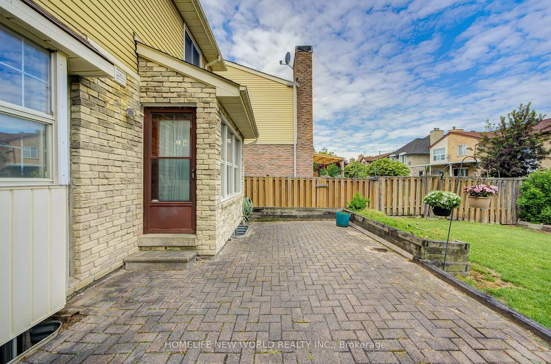Photo 46 of 129 Sandyhook Square, Scarborough, Steeles — HOMEH
