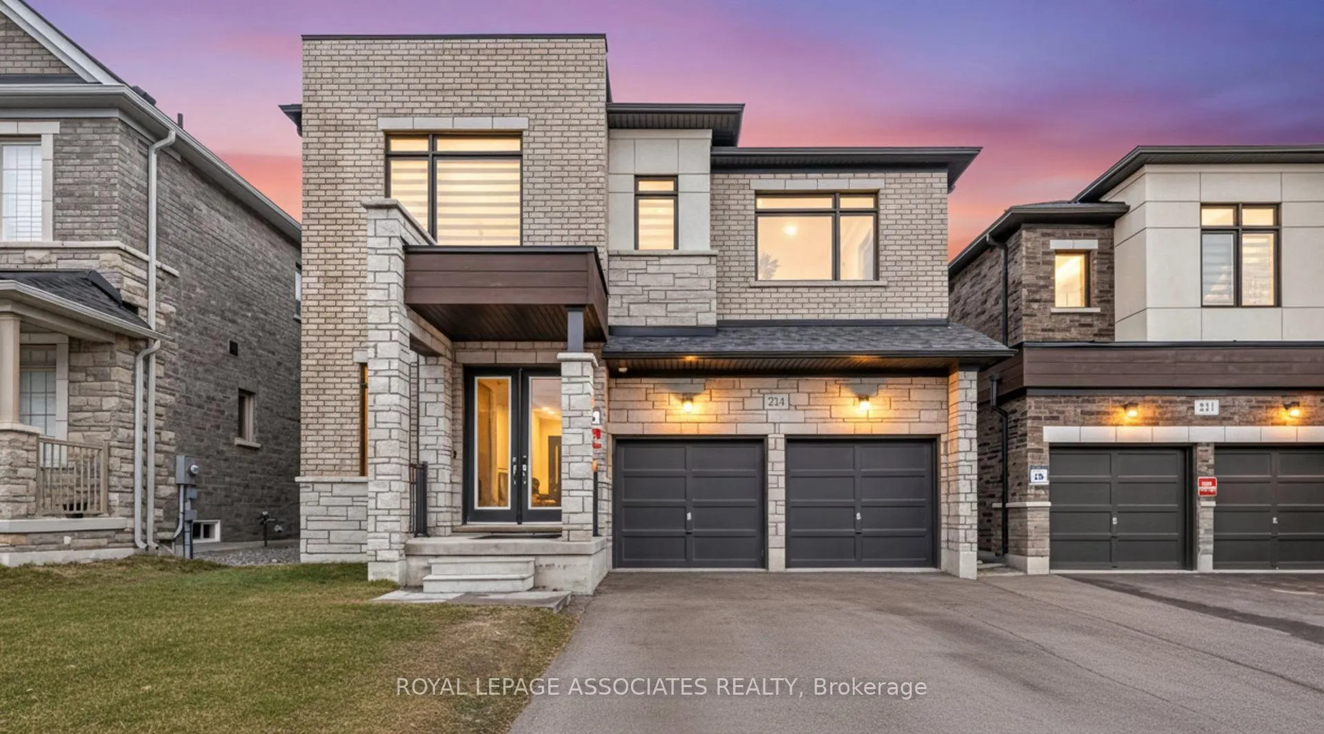 Front of Unit Upper, 2215 Beckman Crescent