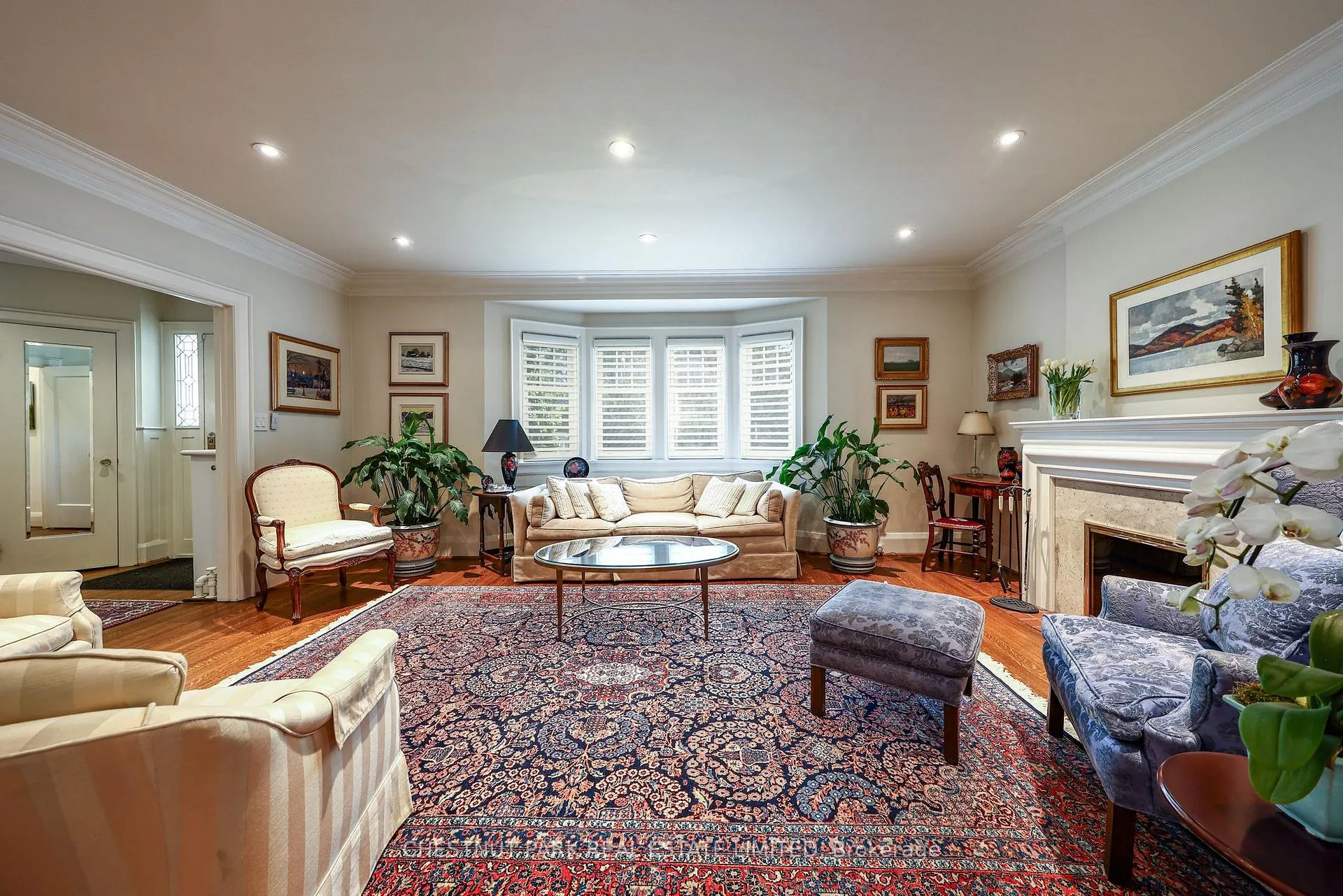 Photo 5 of 74 Chatsworth Drive, Toronto, Lawrence Park South — HOMEH
