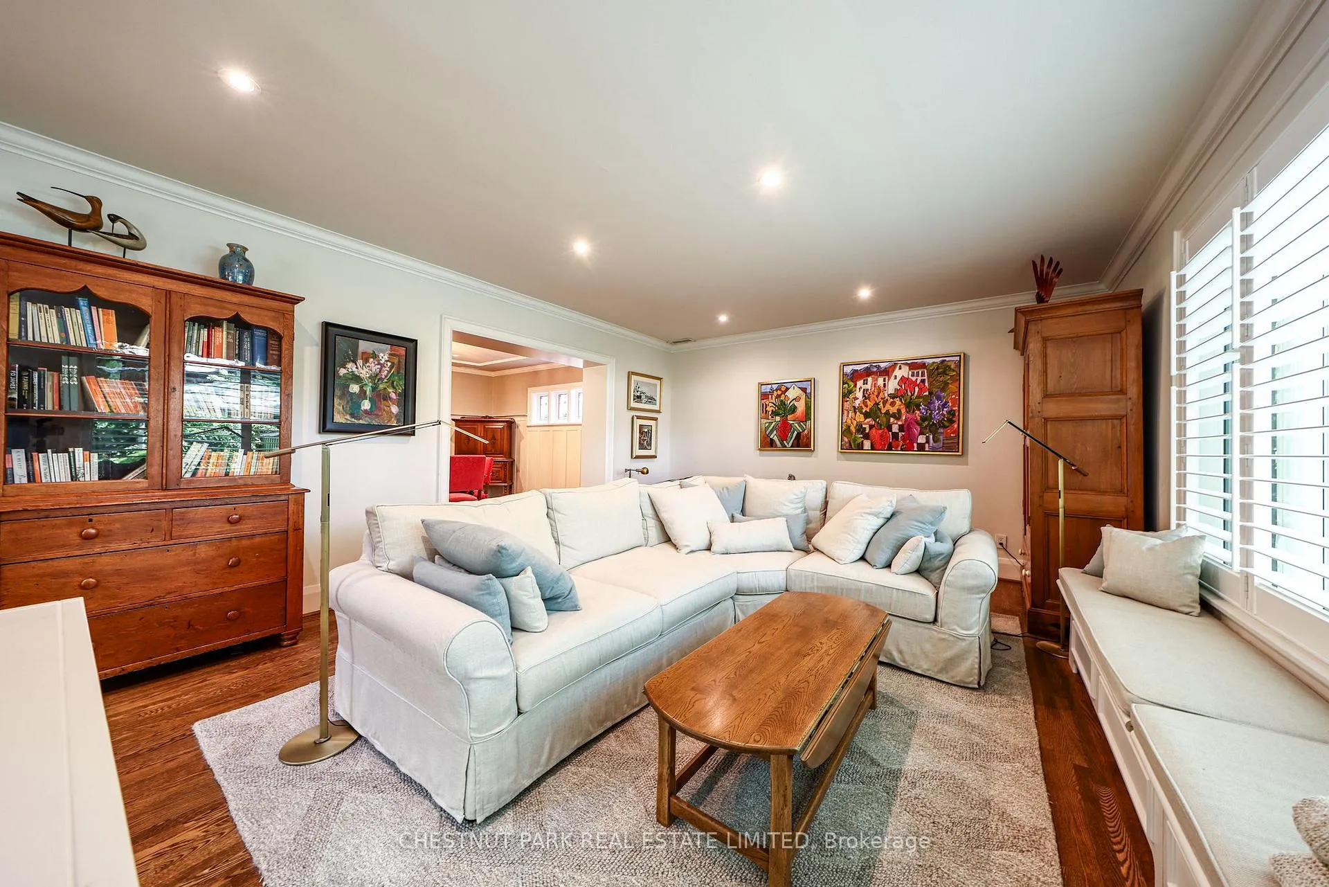 Photo 10 of 74 Chatsworth Drive, Toronto, Lawrence Park South — HOMEH