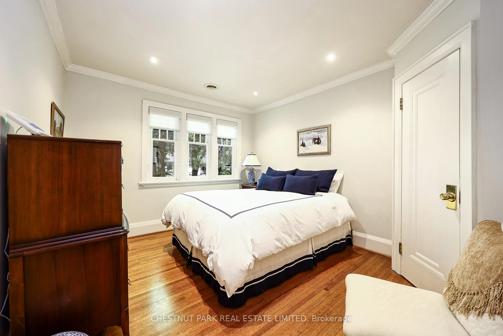 Photo 21 of 74 Chatsworth Drive, Toronto, Lawrence Park South — HOMEH